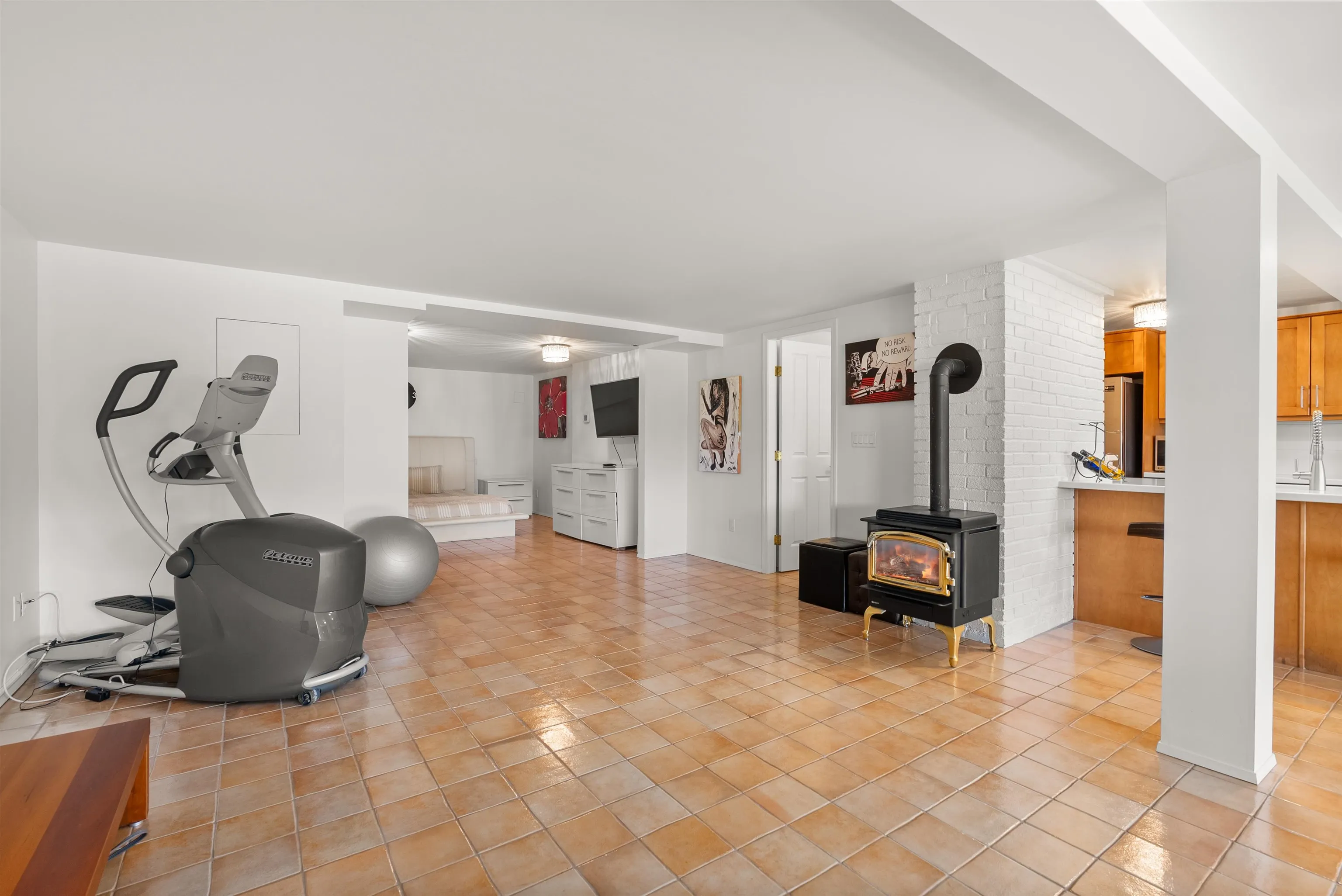 1188 Alderside Road