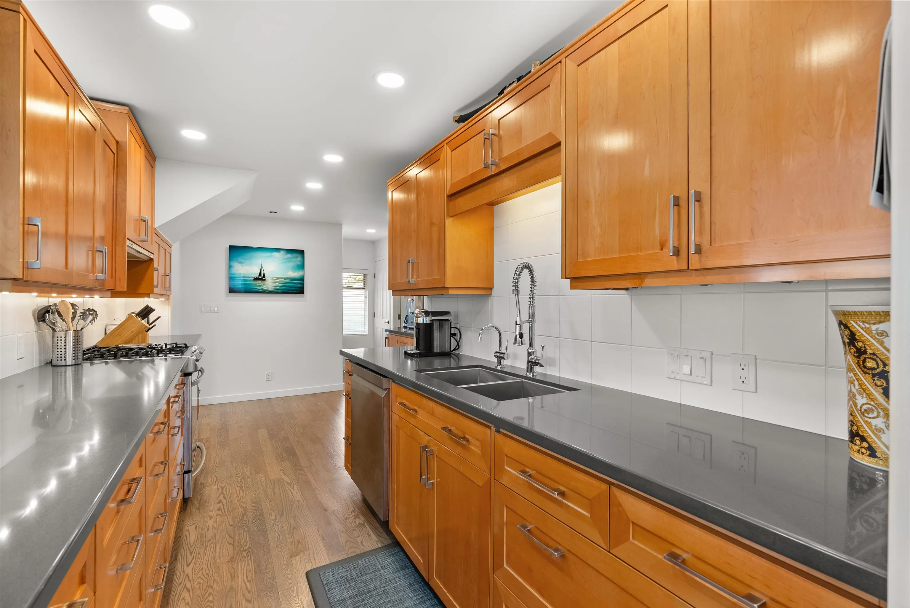 1188 Alderside Road