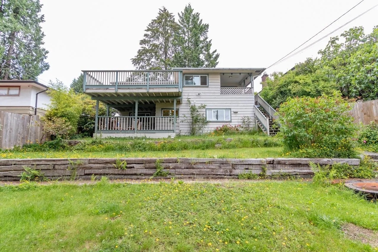 341 W 24th Street