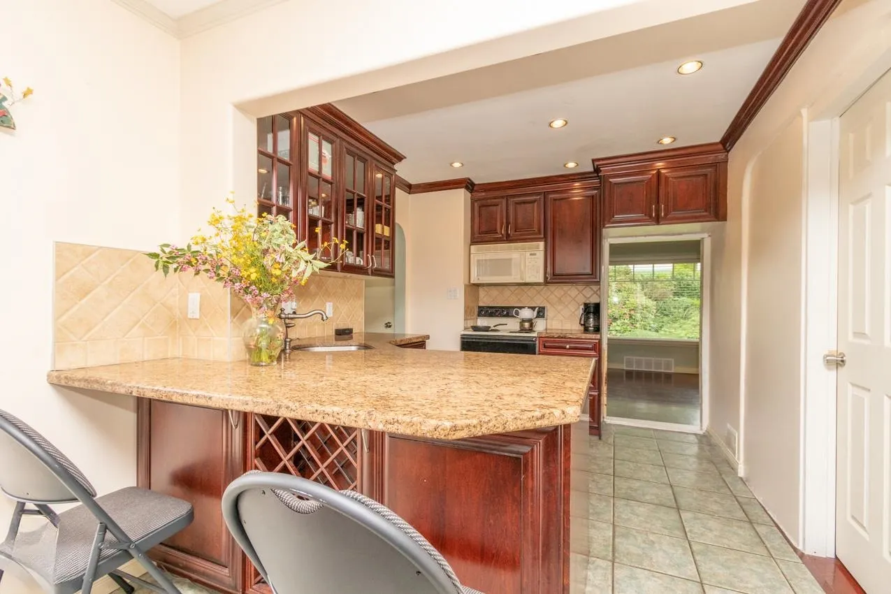 341 W 24th Street