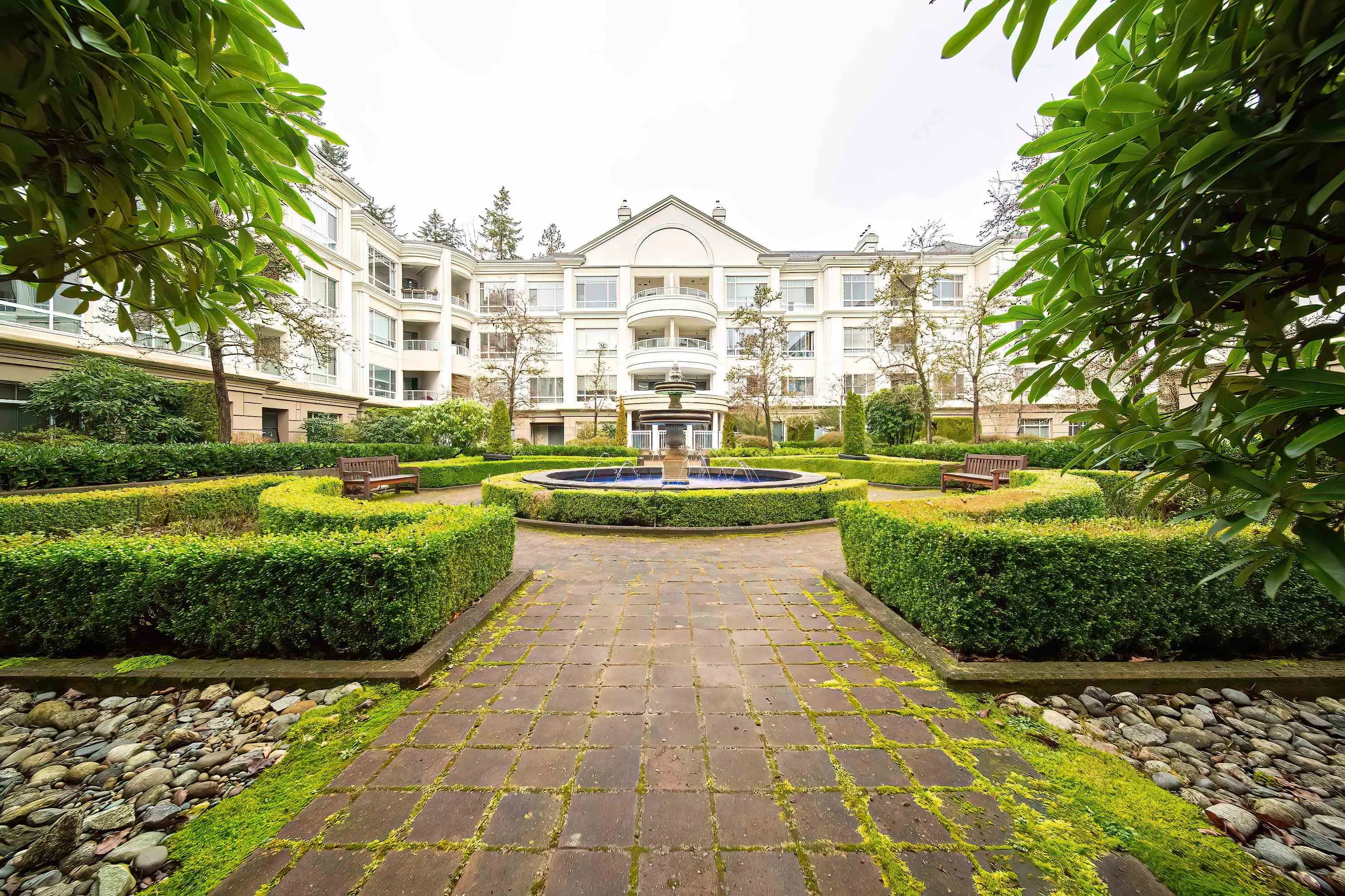 234 5735 Hampton Place