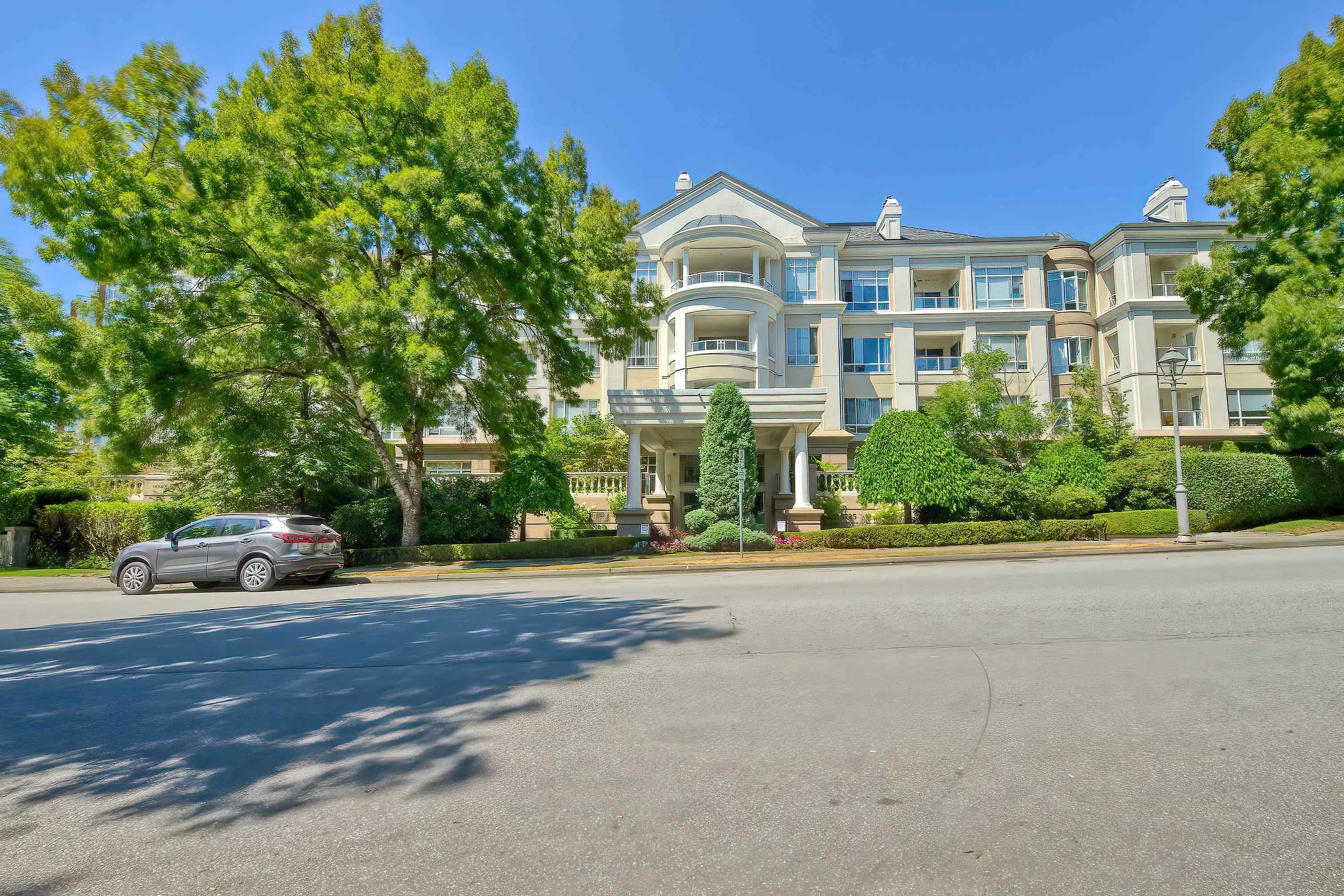 234 5735 Hampton Place