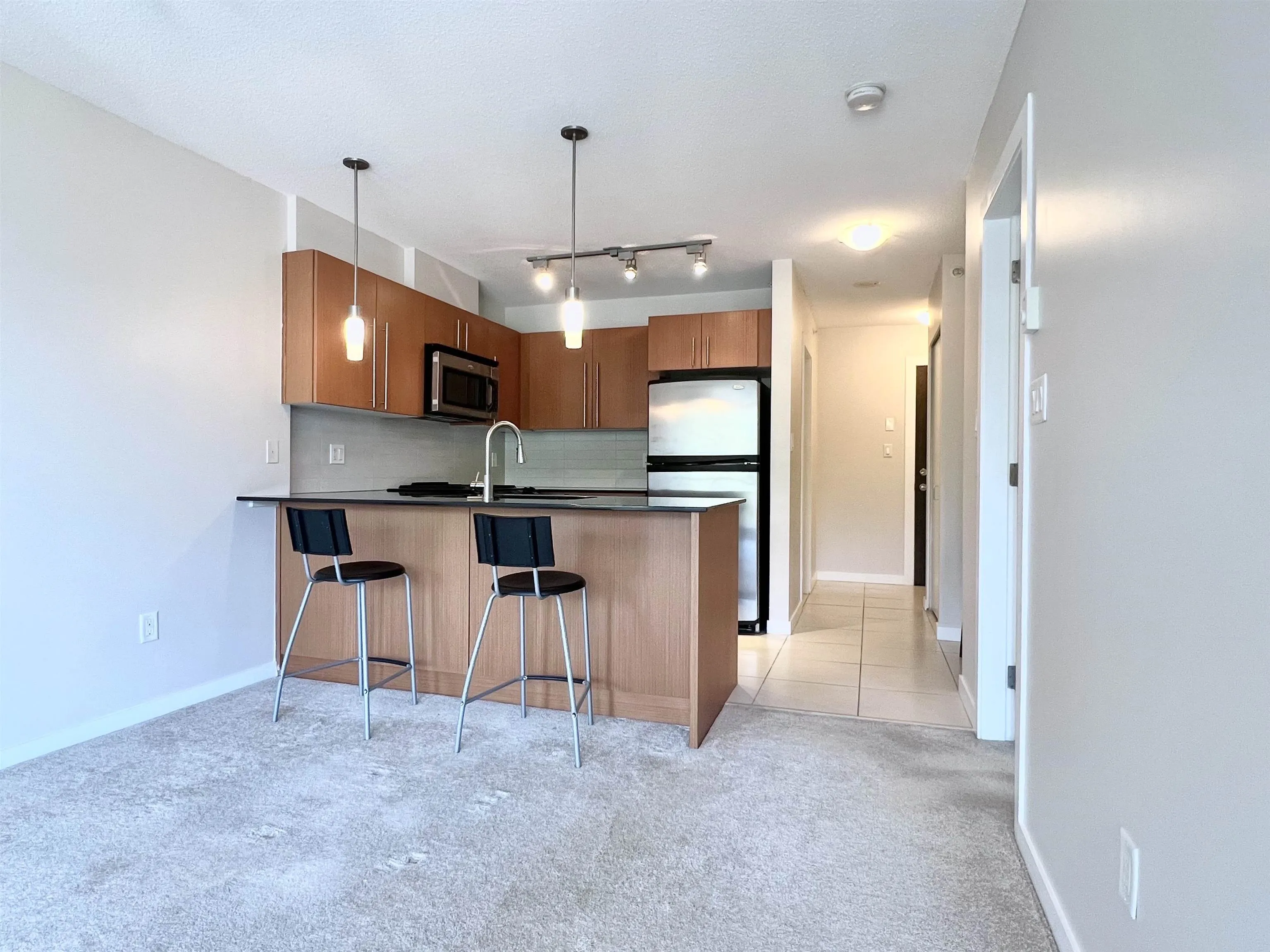 904 4888 Brentwood Drive