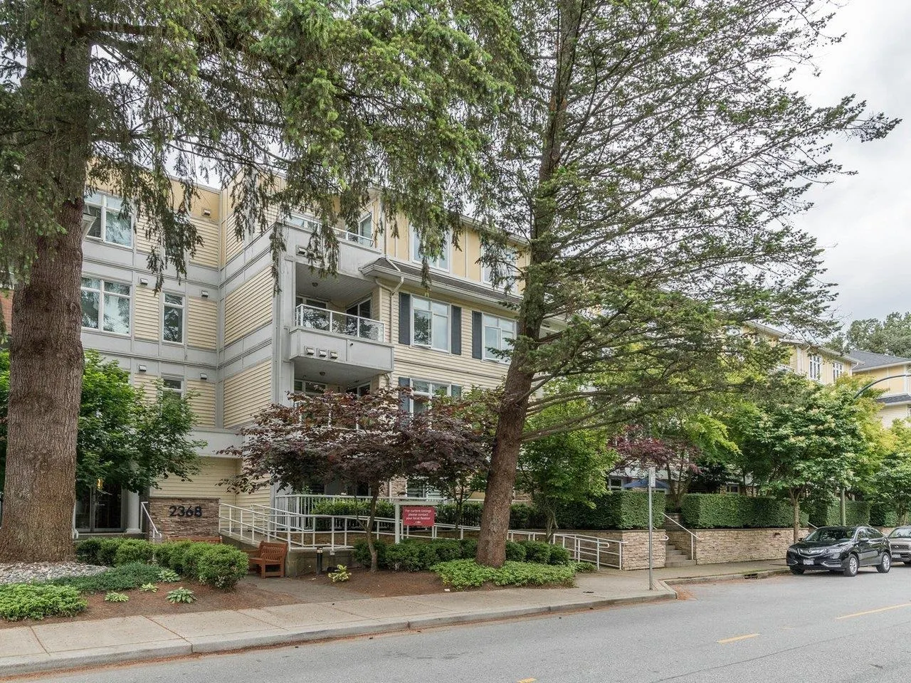 216 2368 Marpole Avenue