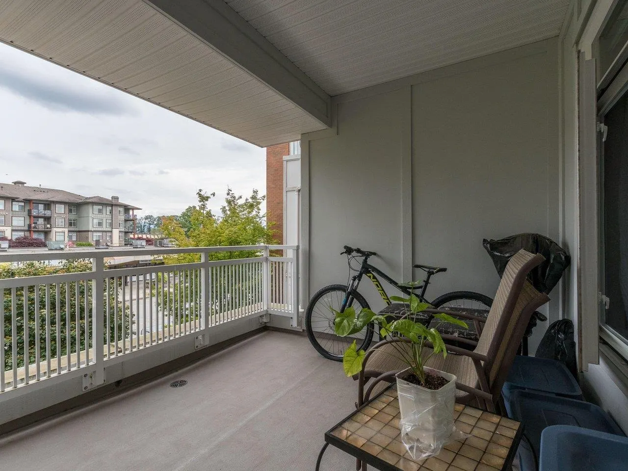 216 2368 Marpole Avenue