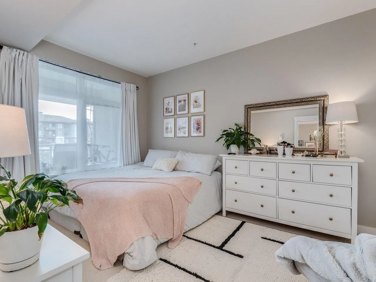 216 2368 Marpole Avenue