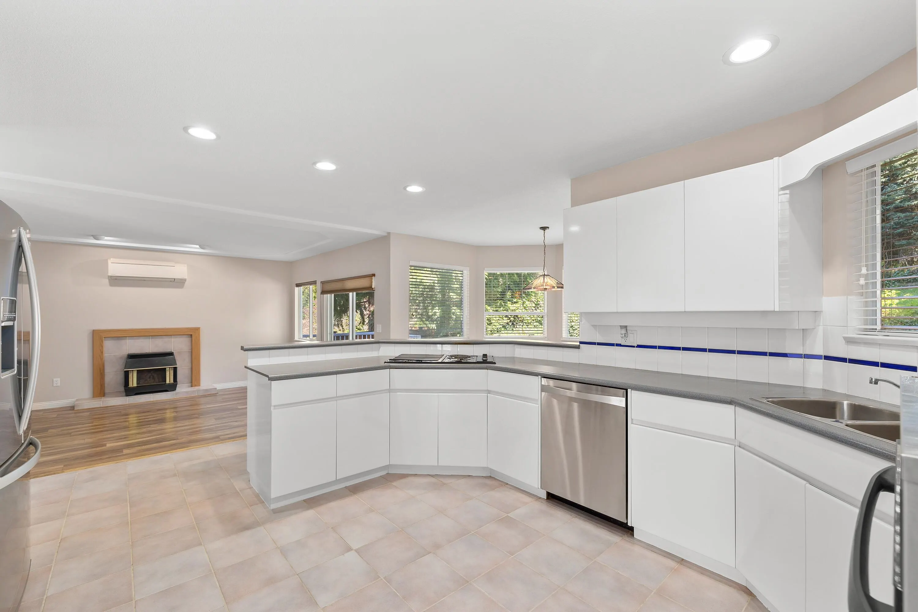 50 Timbercrest Drive