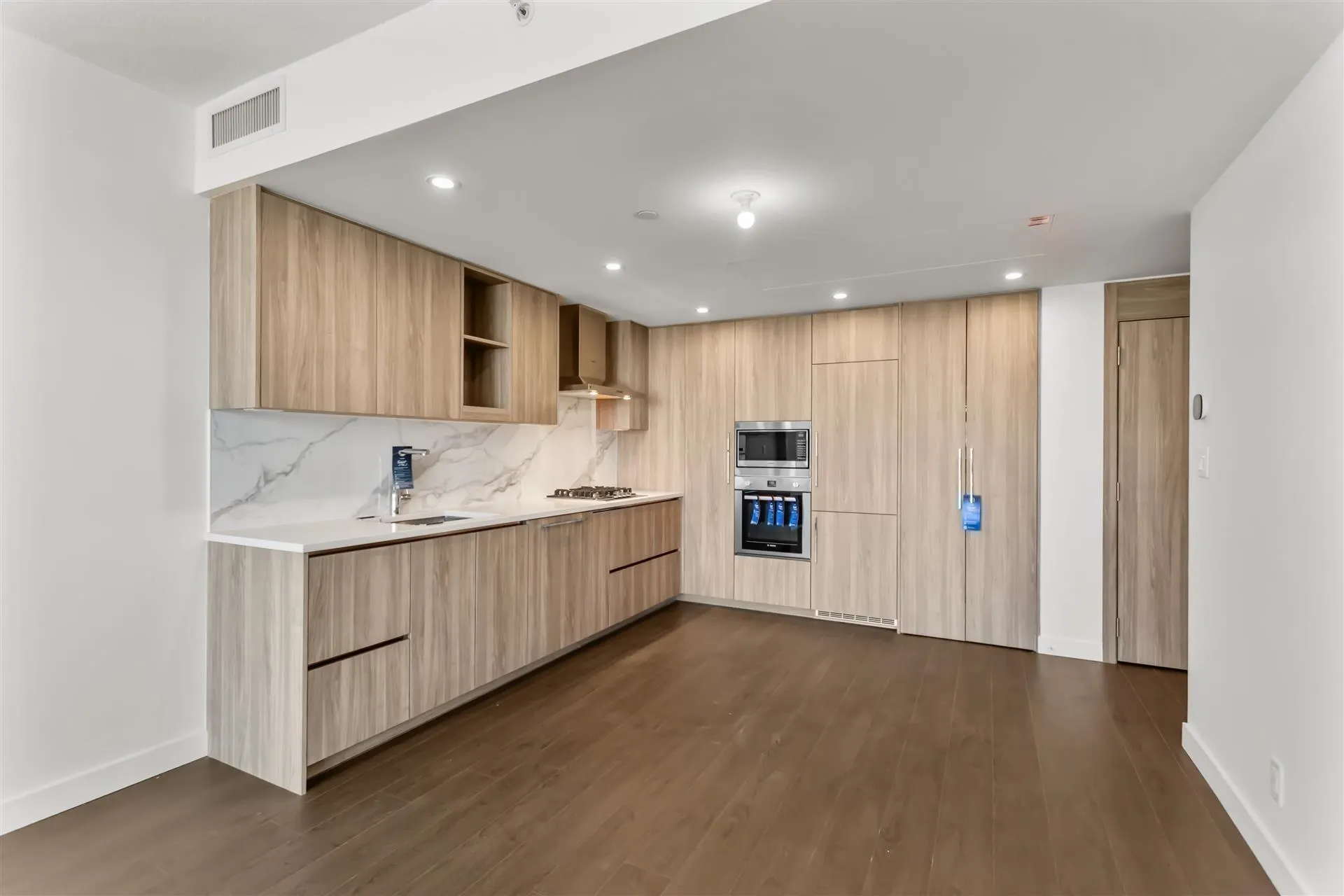 3607 13768 100 Avenue