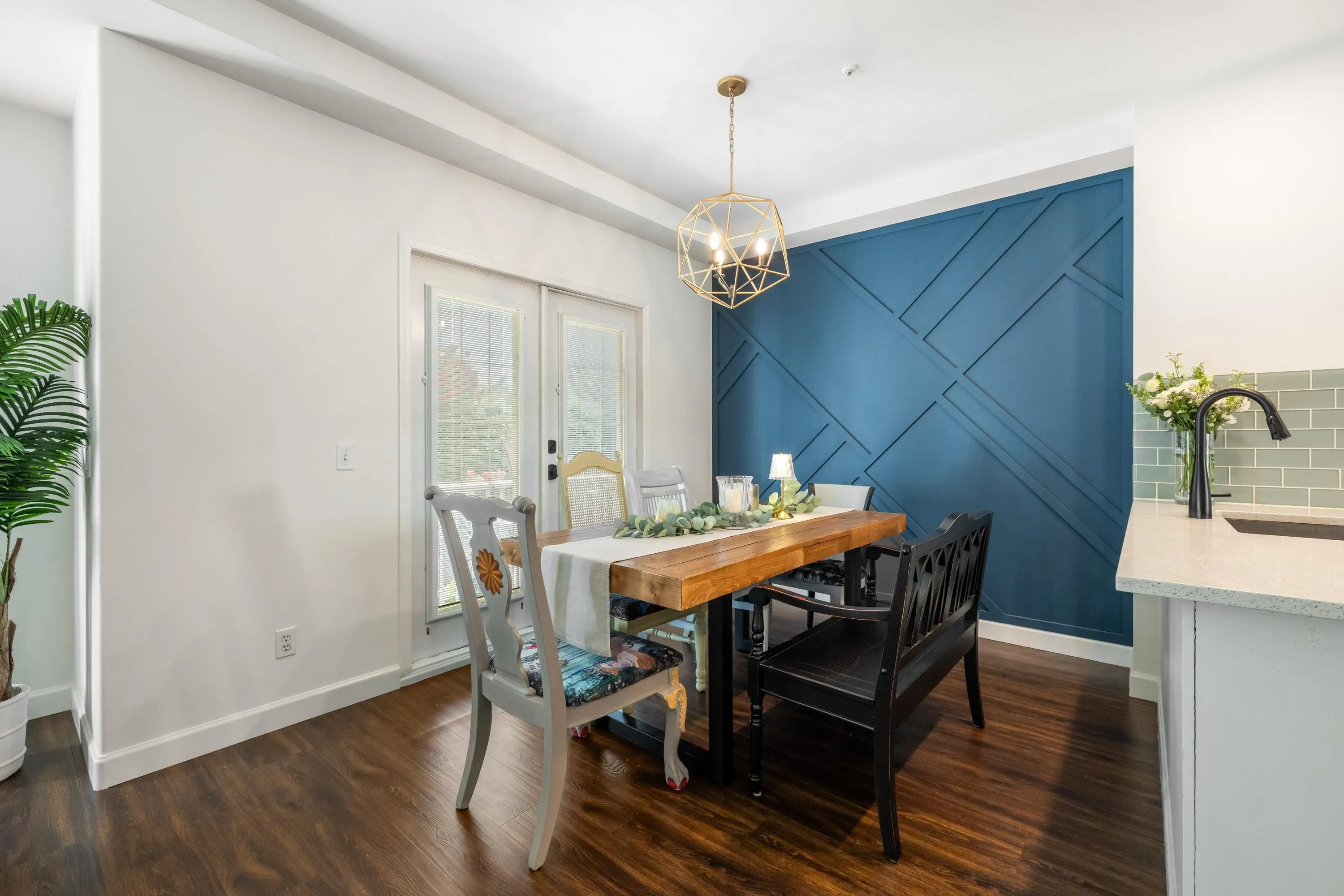 20 20750 Telegraph Trail