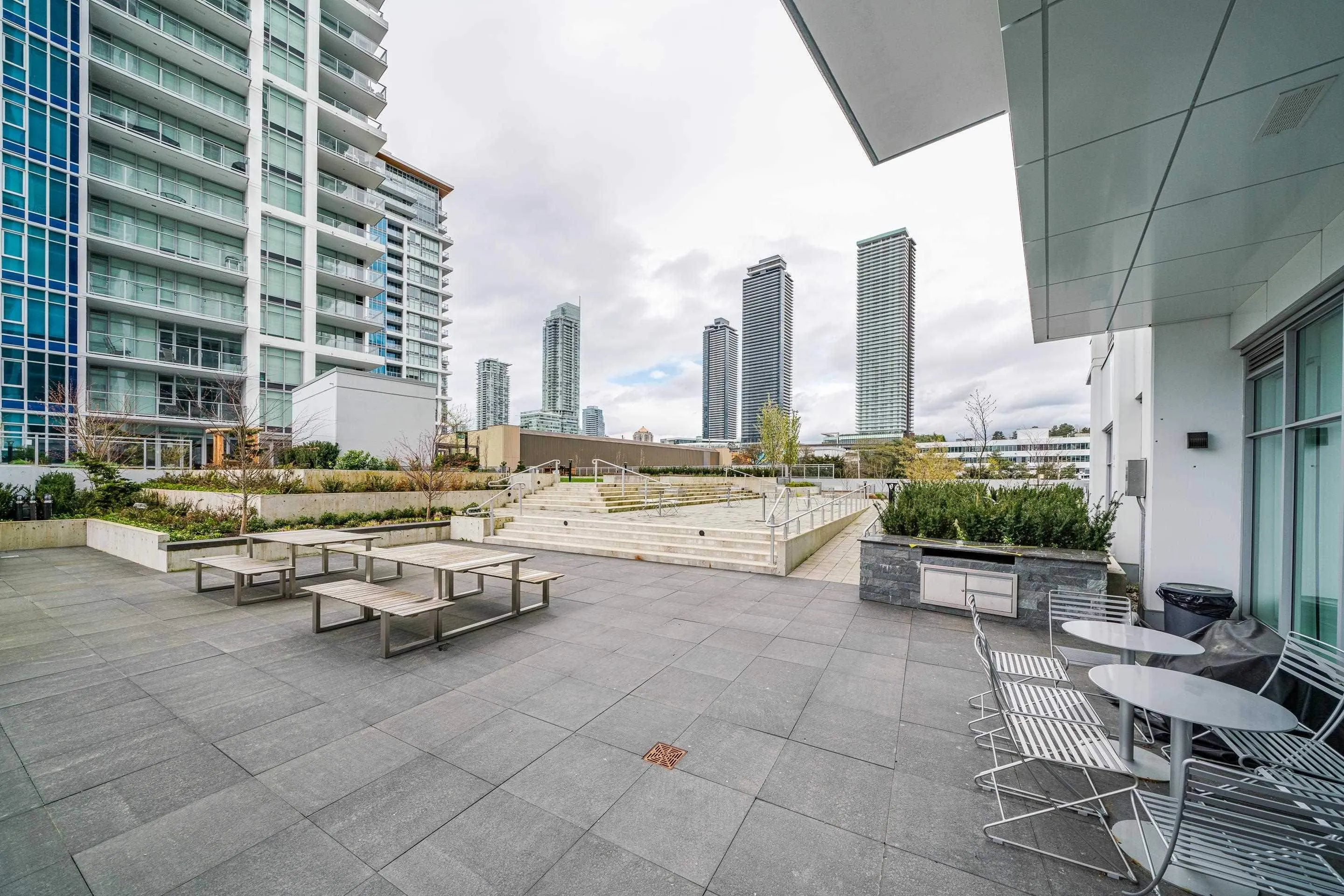 1605 2351 Beta Avenue