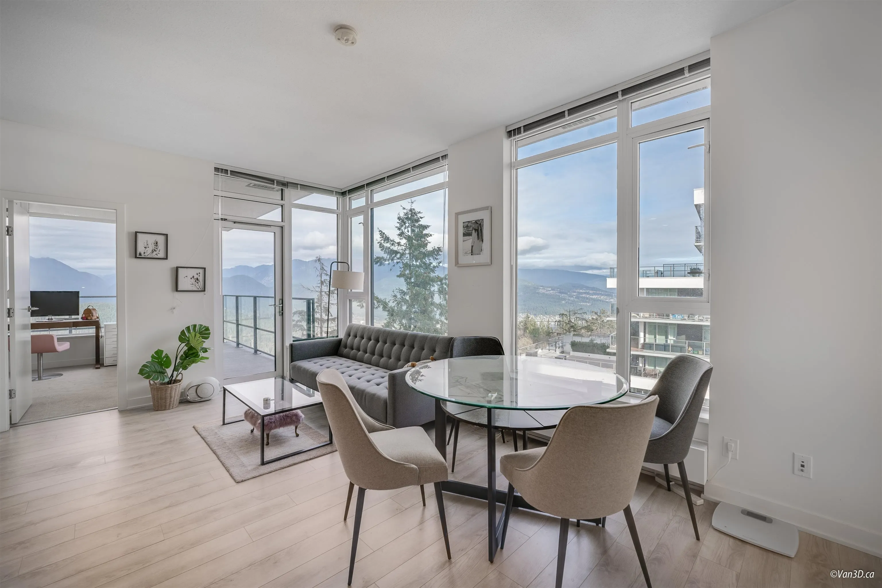 1103 8850 University Crescent