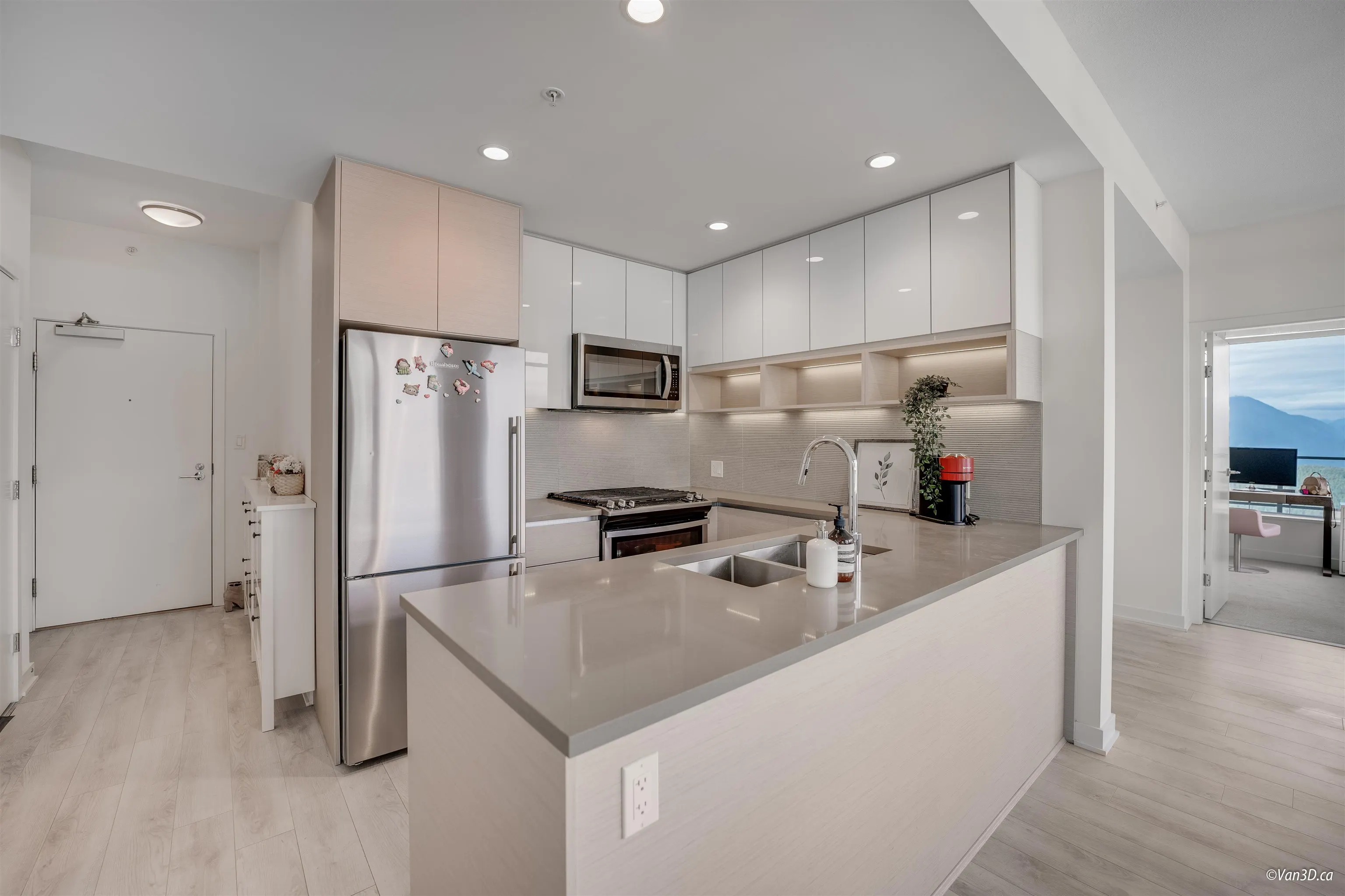 1103 8850 University Crescent