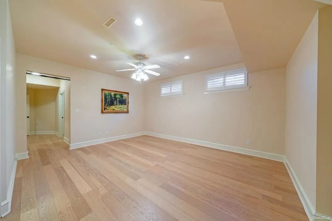 17007 28 Avenue