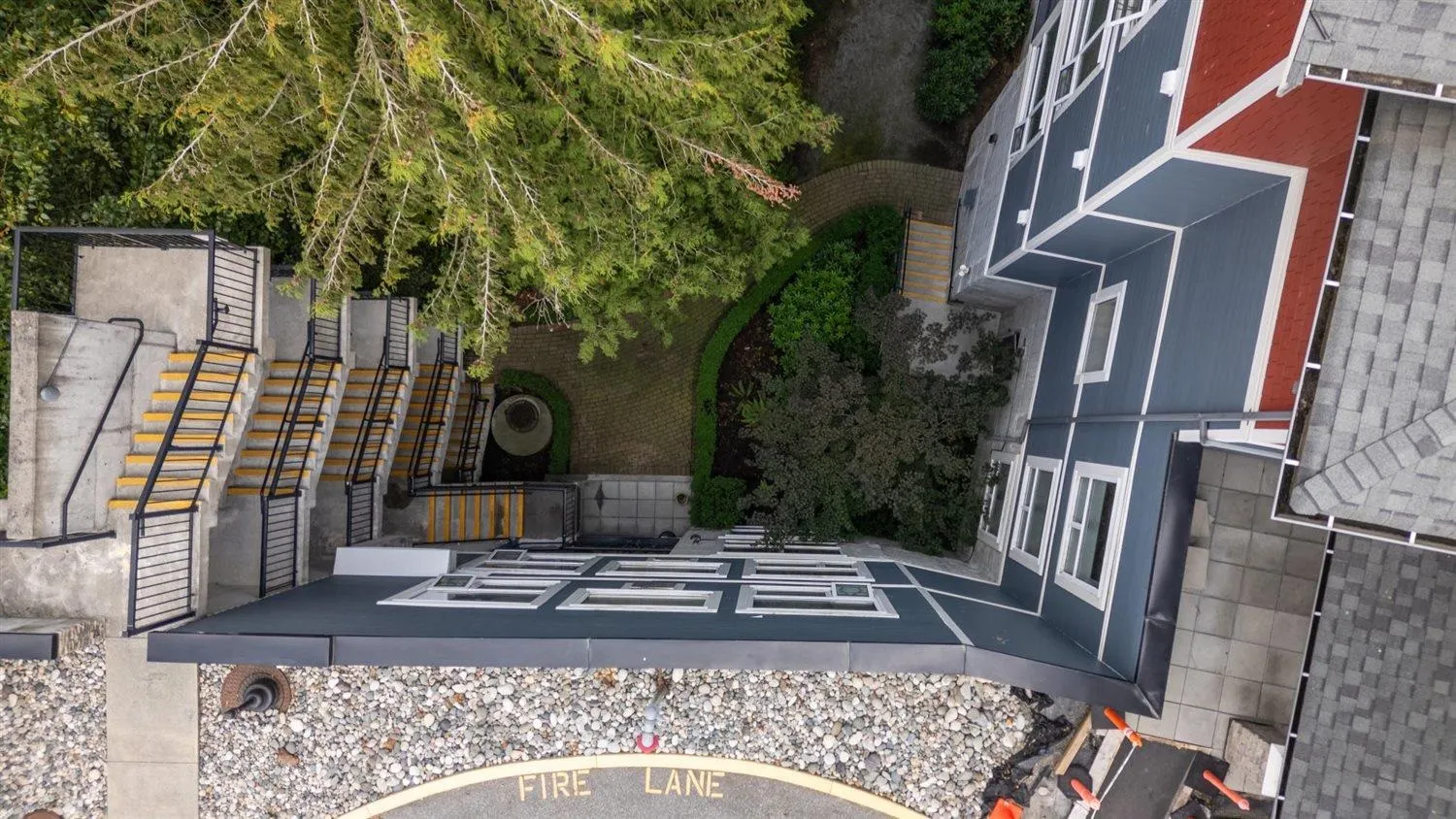 211 2242 Whatcom Road