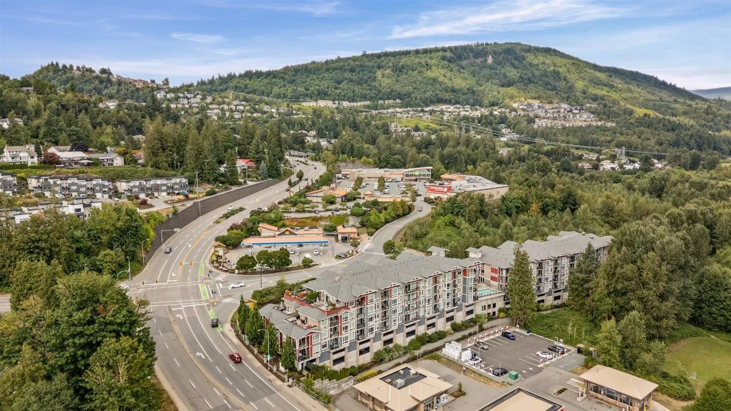 211 2242 Whatcom Road