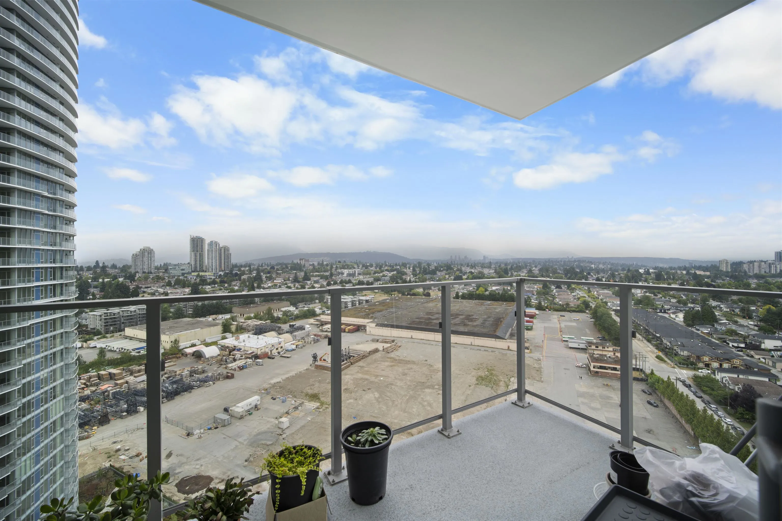 2107 7769 Park Crescent