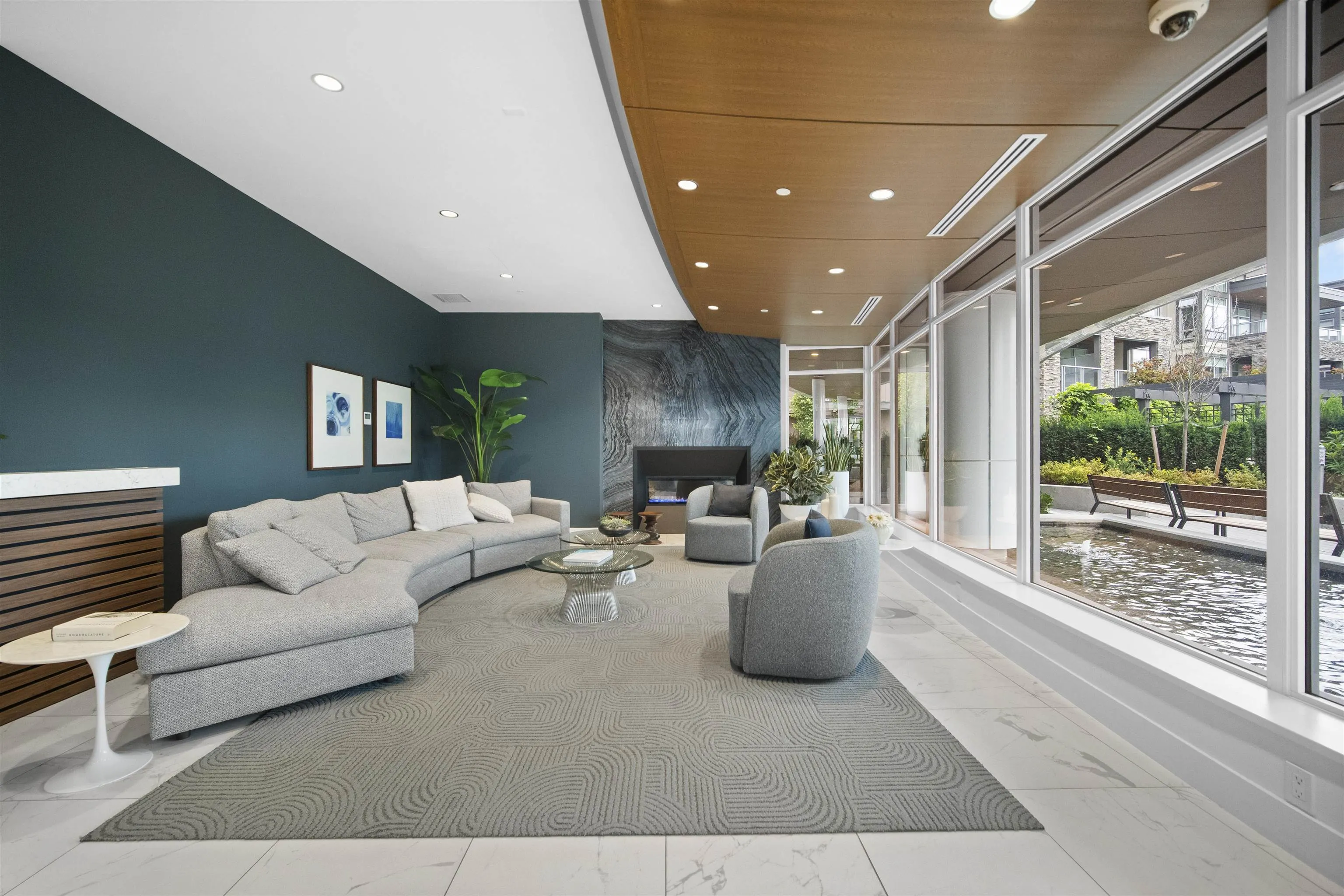 2107 7769 Park Crescent