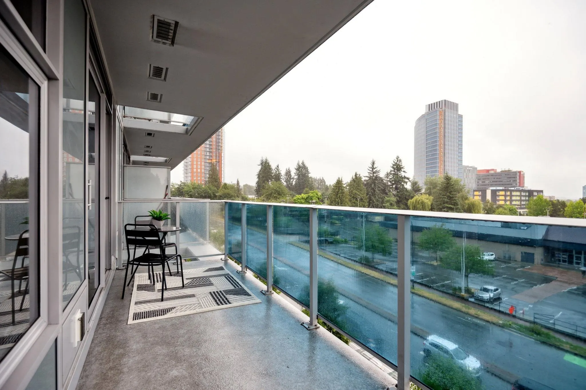 402 13615 Fraser Highway
