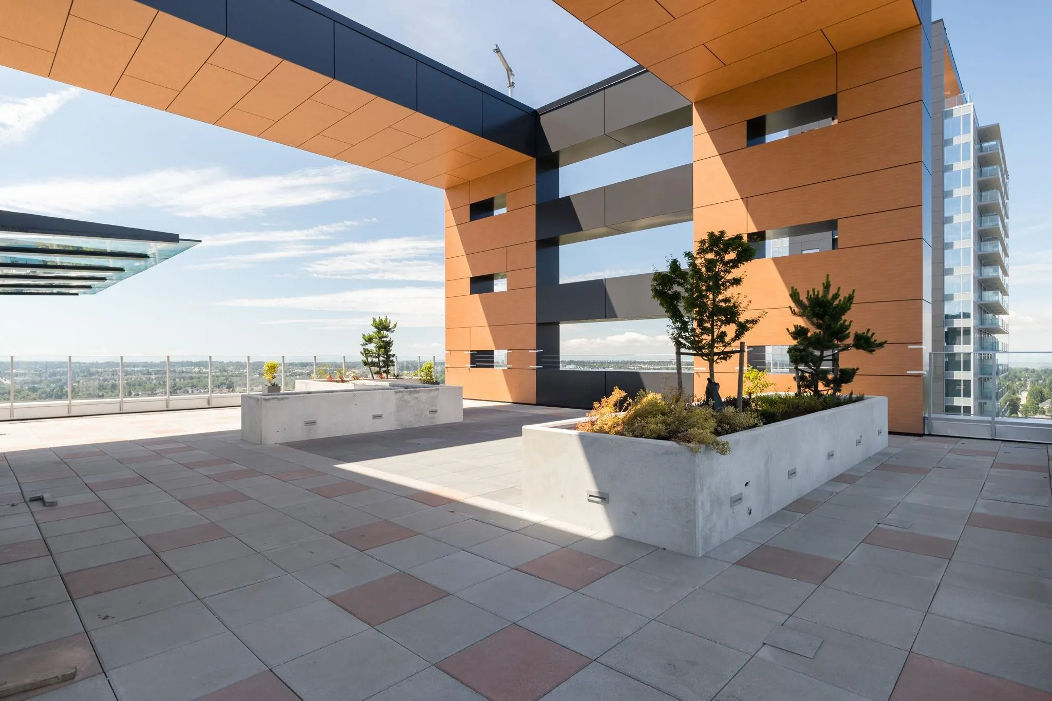 402 13615 Fraser Highway