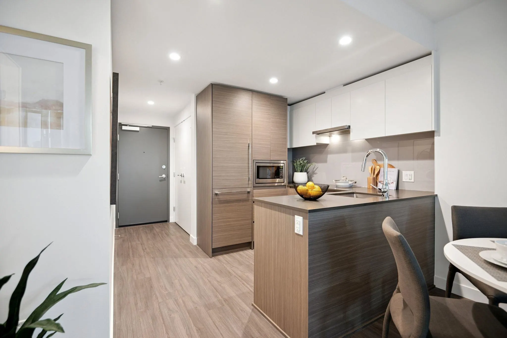 402 13615 Fraser Highway