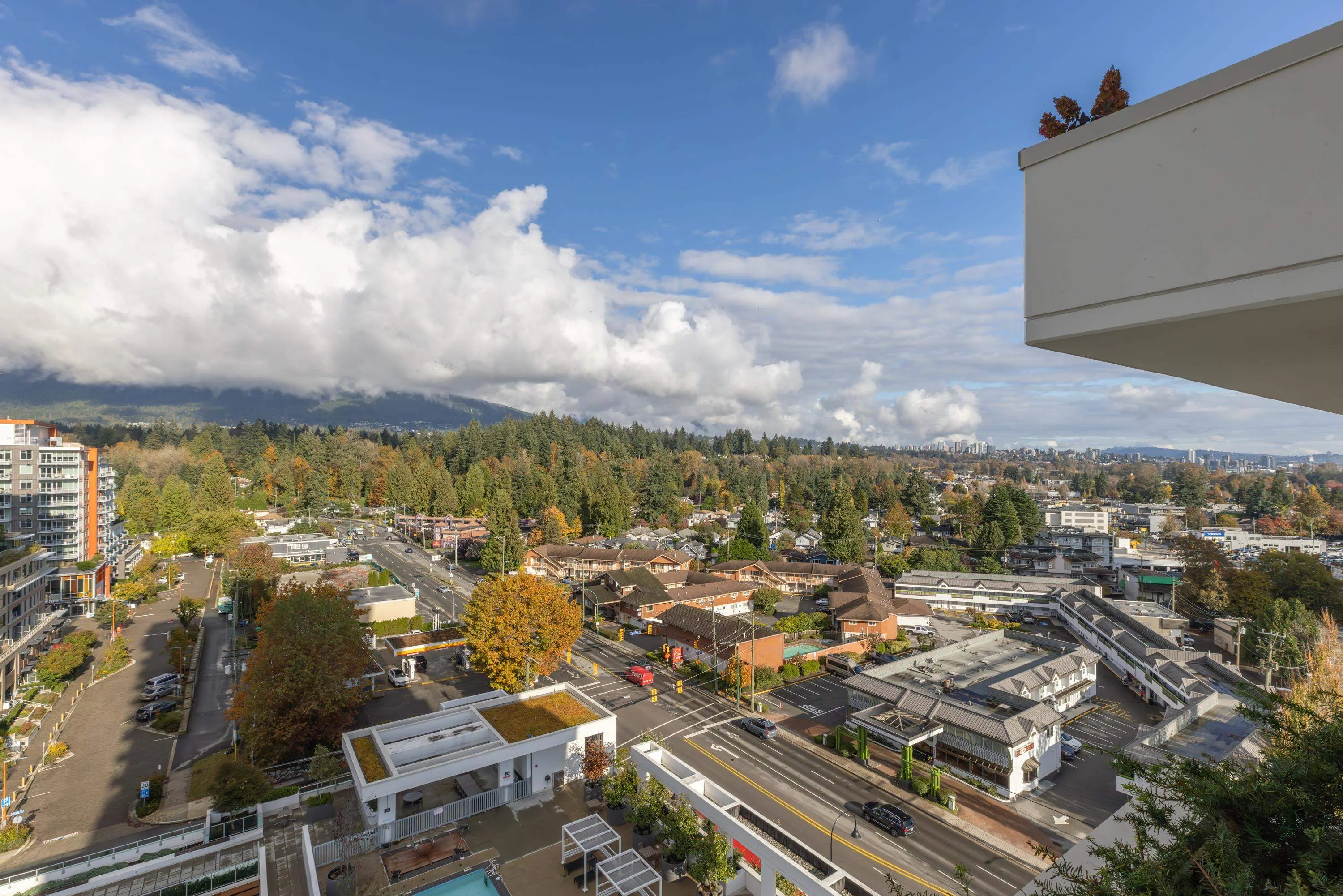 1107 1632 Lions Gate Lane