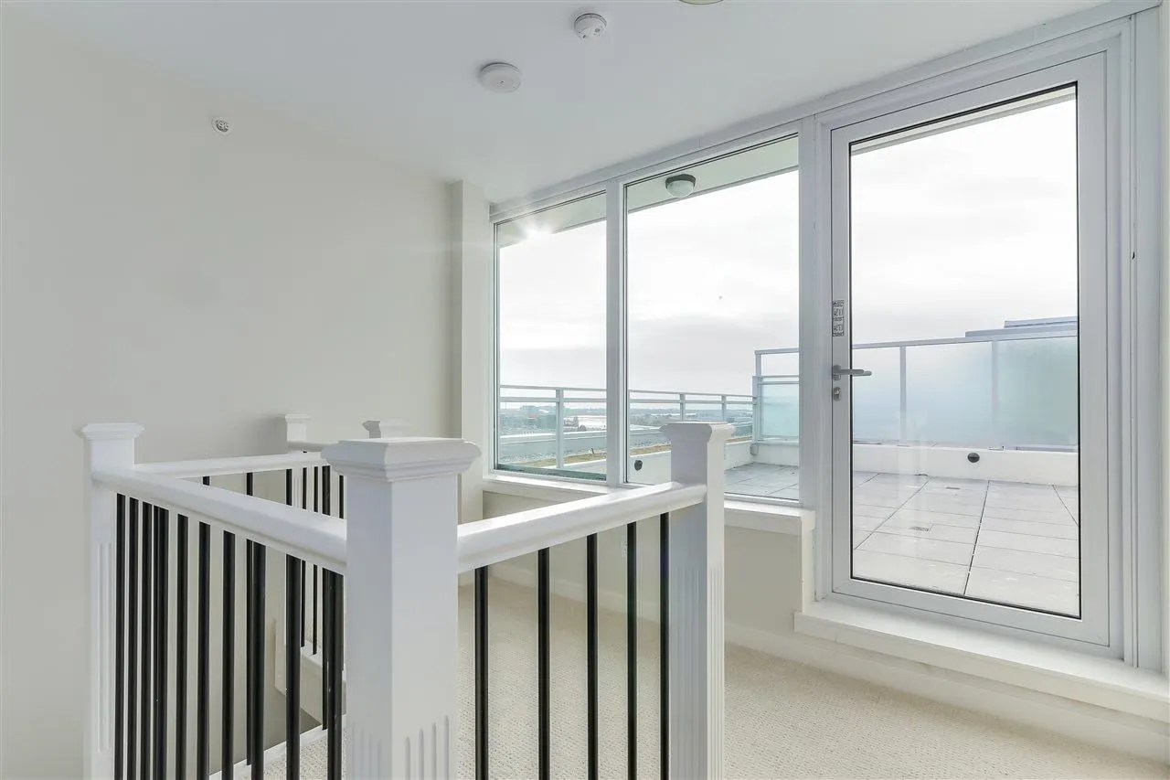 1707 8688 Hazelbridge Way