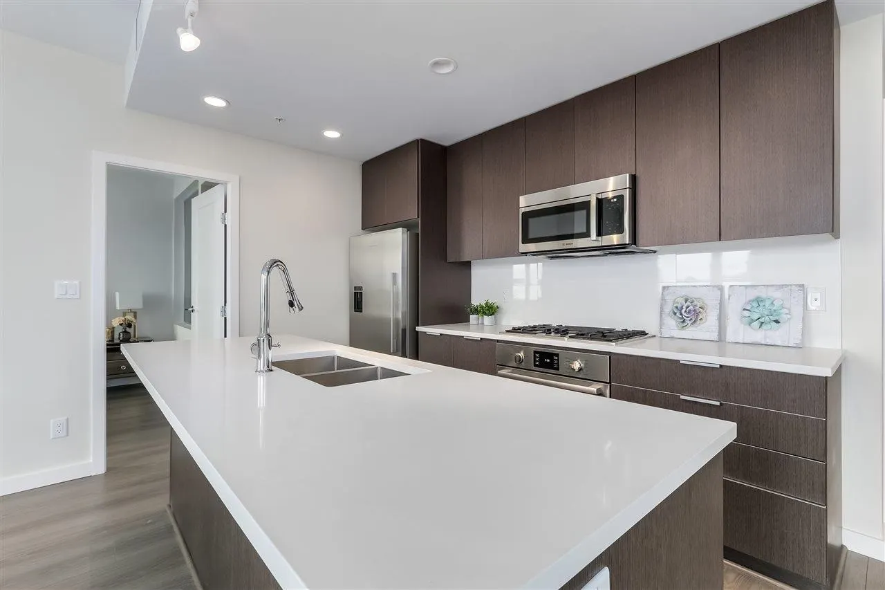 1707 8688 Hazelbridge Way