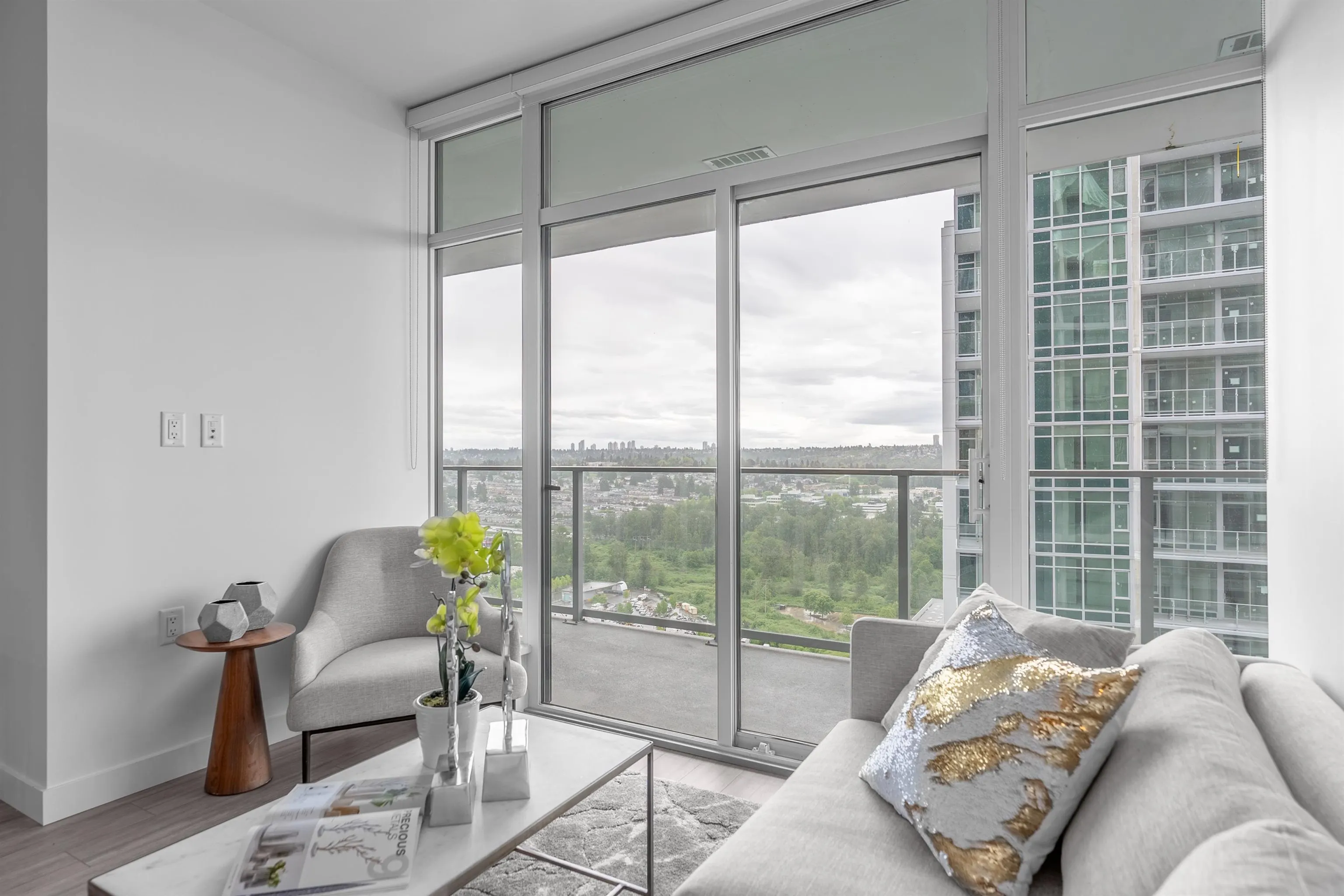 2702 2311 Beta Avenue