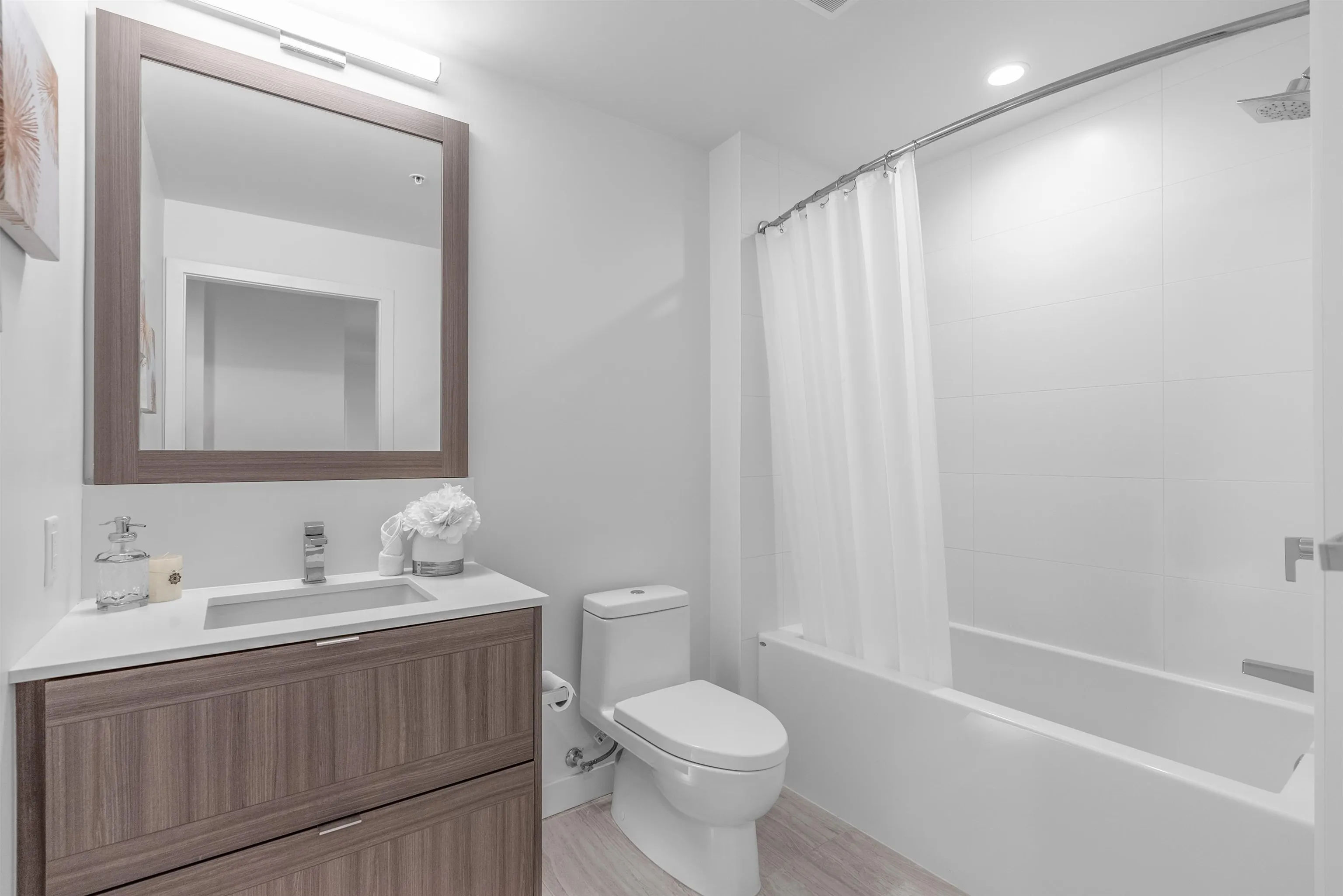 2702 2311 Beta Avenue