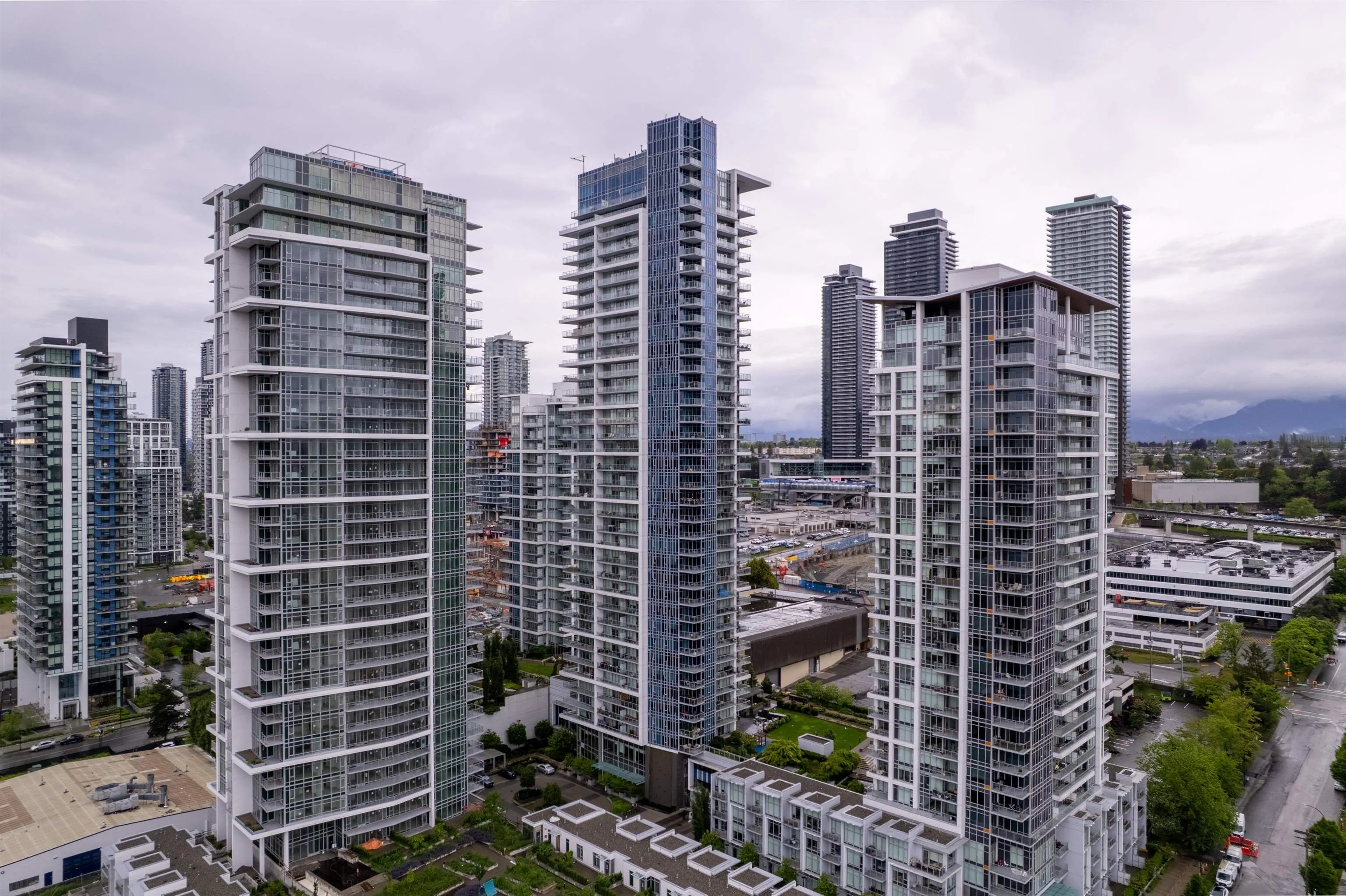 2702 2311 Beta Avenue