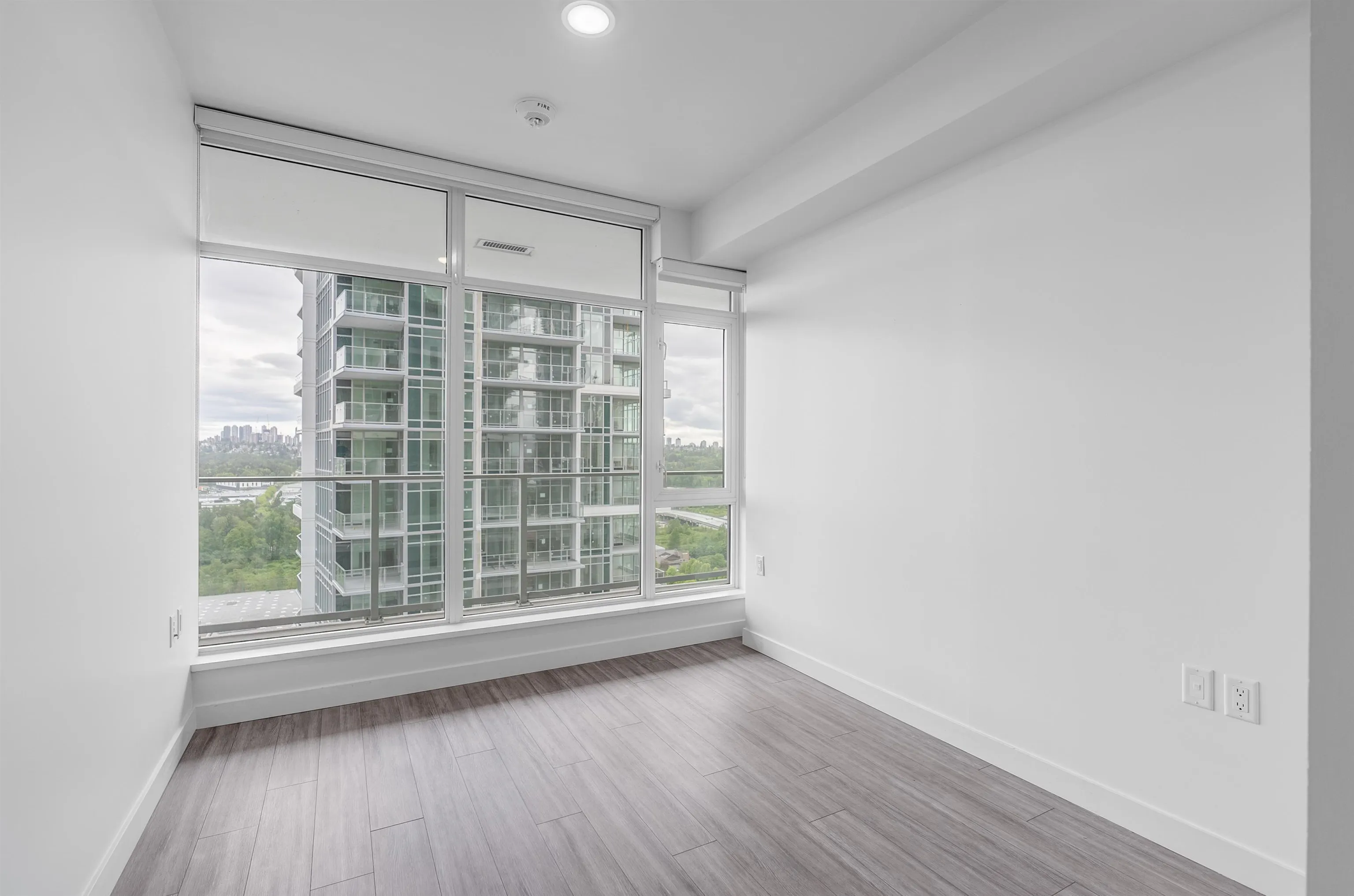 2702 2311 Beta Avenue