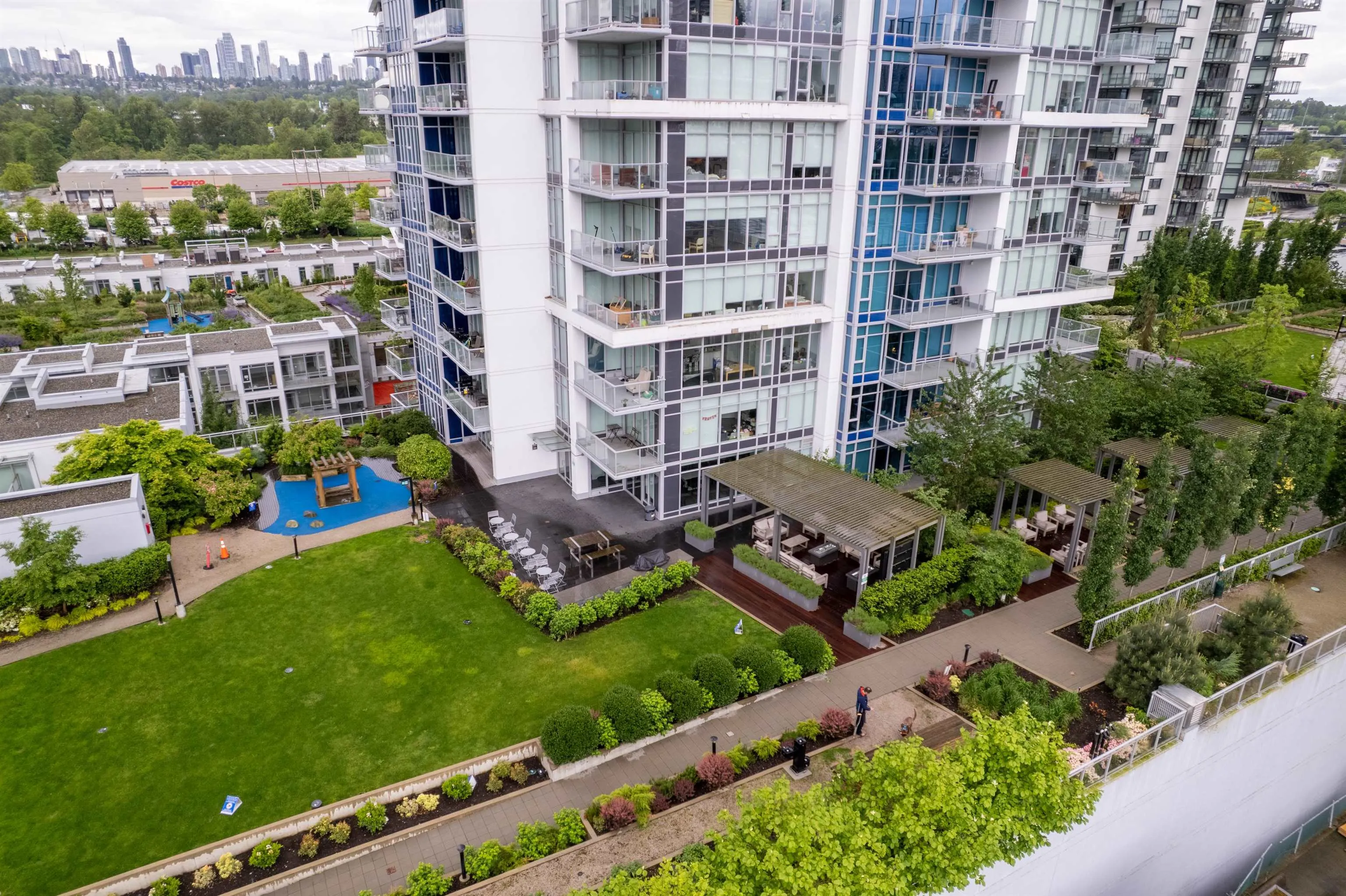 2702 2311 Beta Avenue