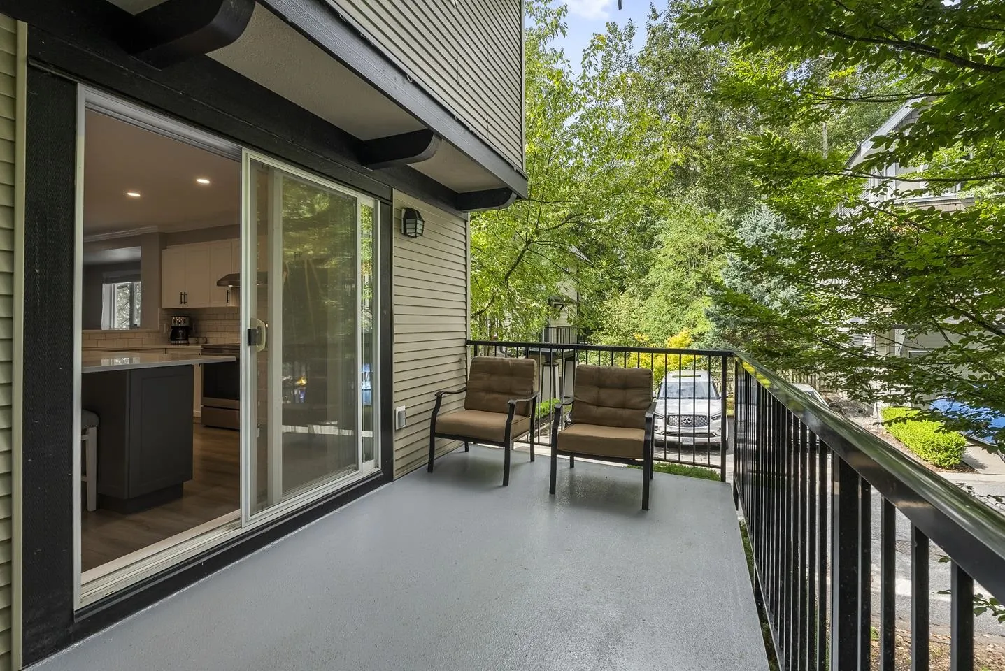 76 6747 203 Street Street