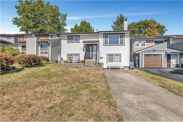 2521 Wilding Crescent