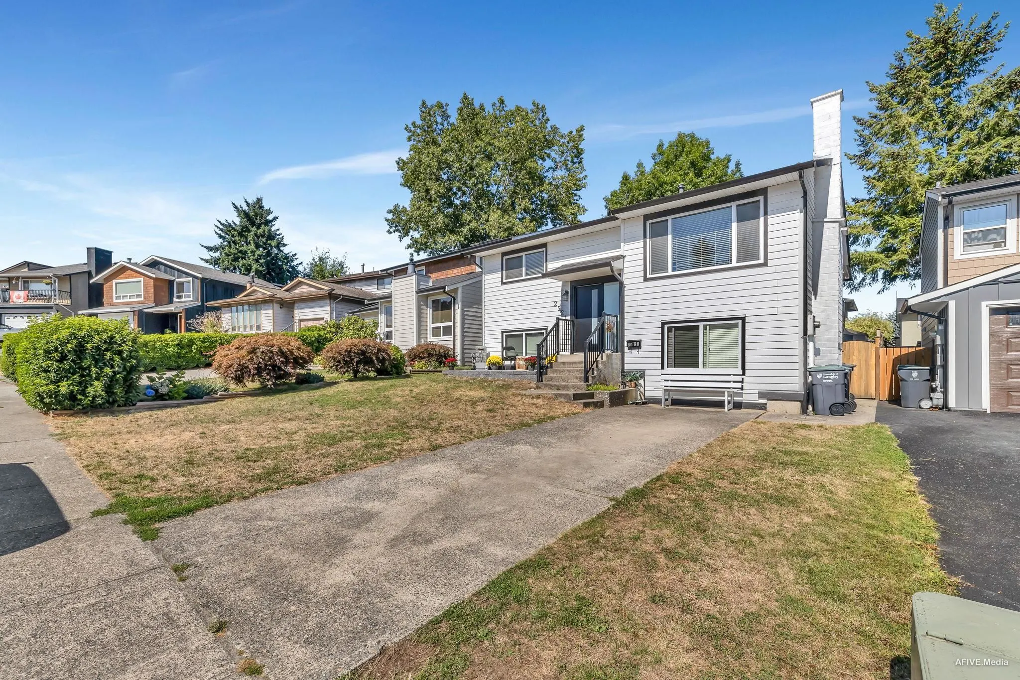 2521 Wilding Crescent