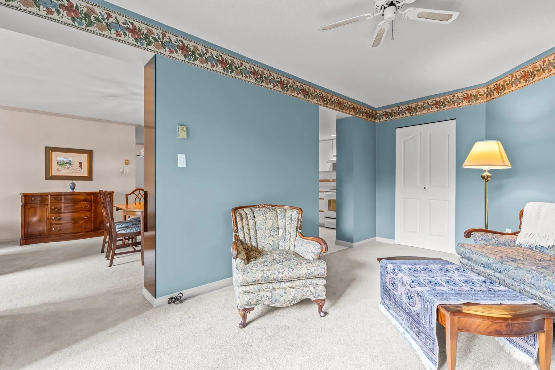 305 1235 Quayside Drive