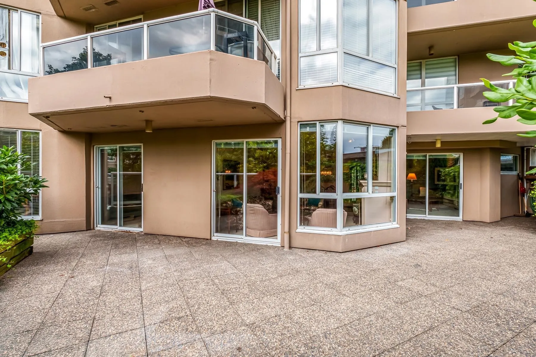 305 1235 Quayside Drive