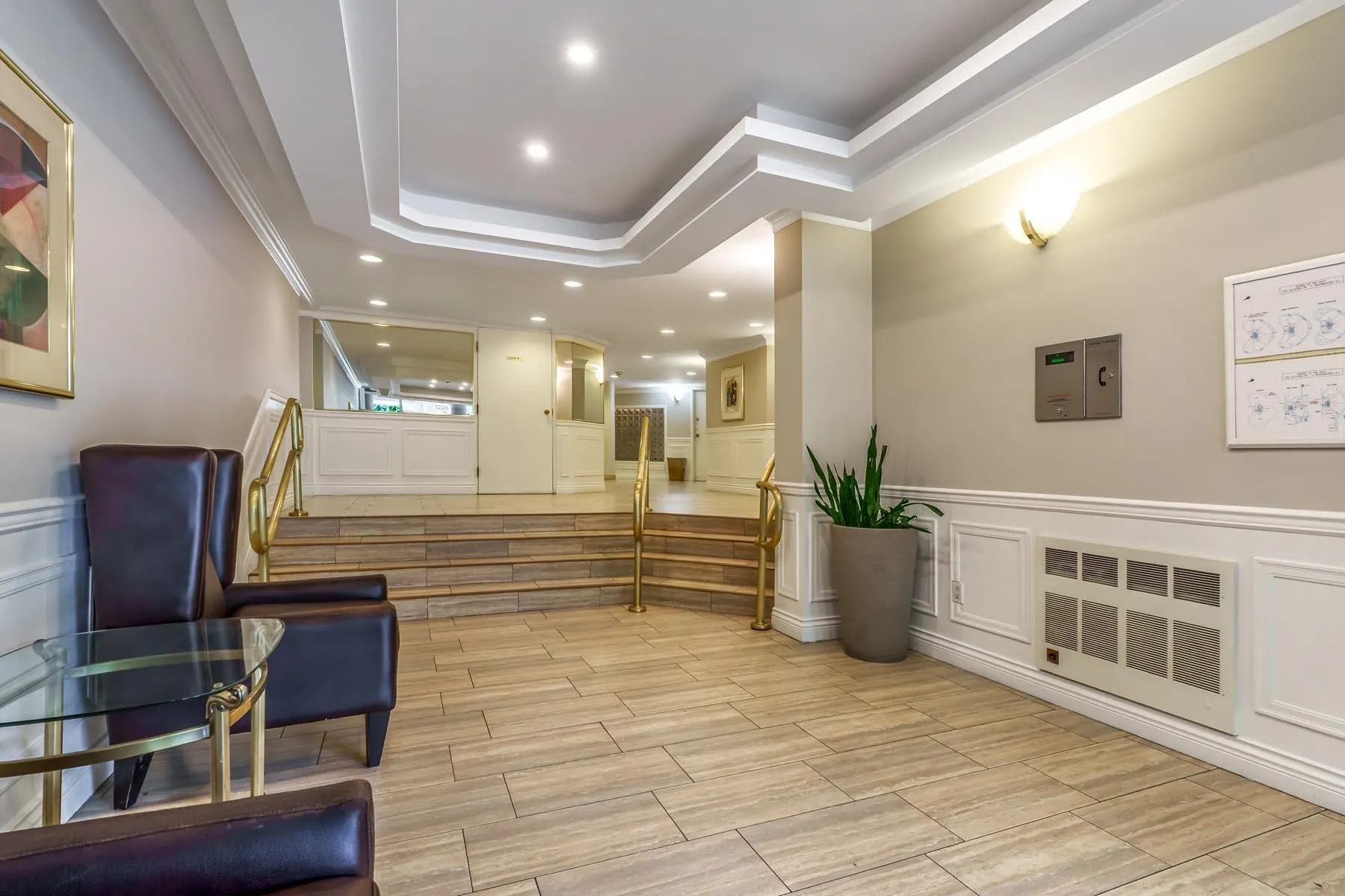 305 1235 Quayside Drive