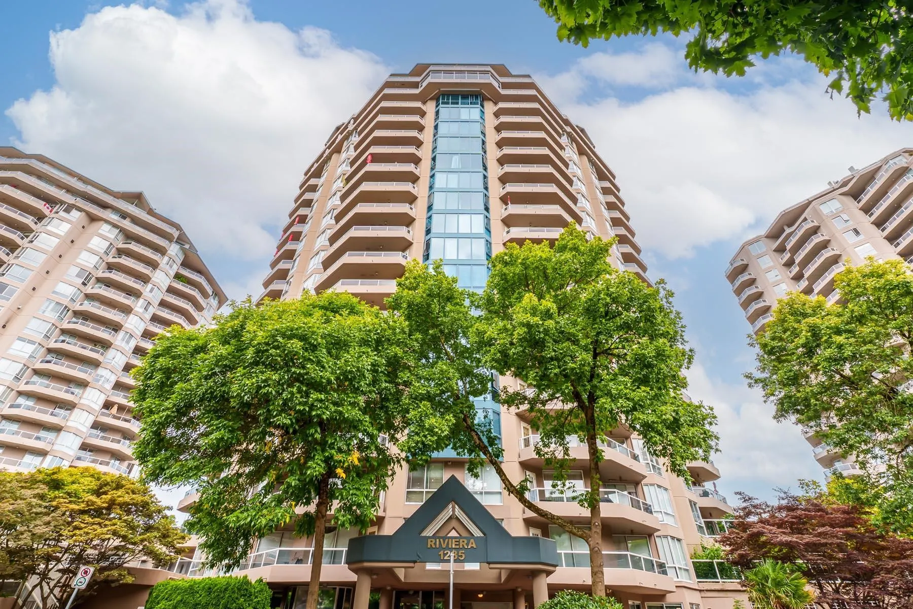 305 1235 Quayside Drive