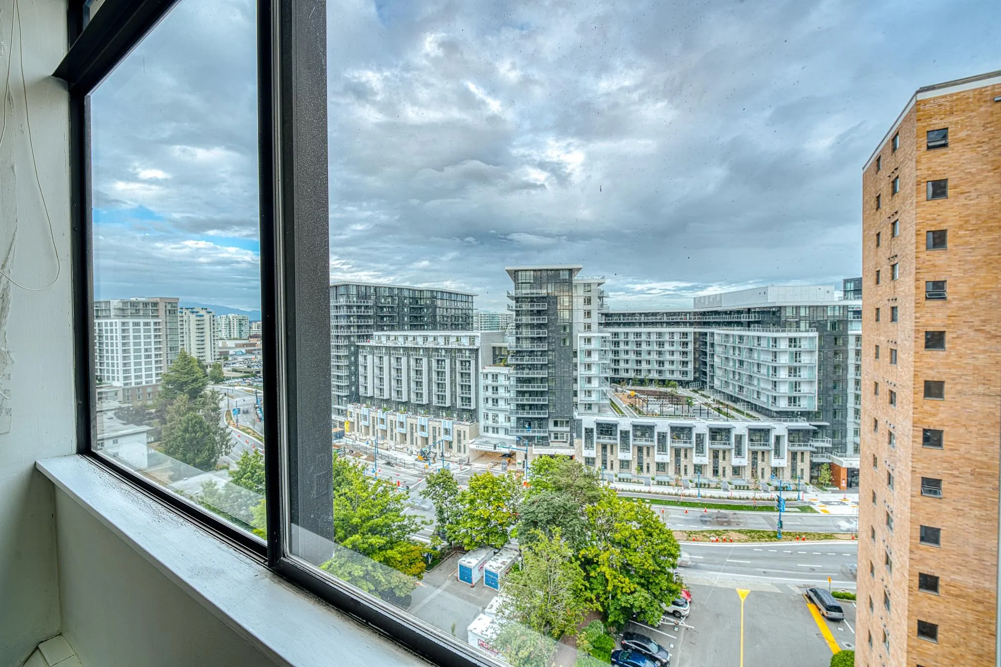 1311 6631 Minoru Boulevard