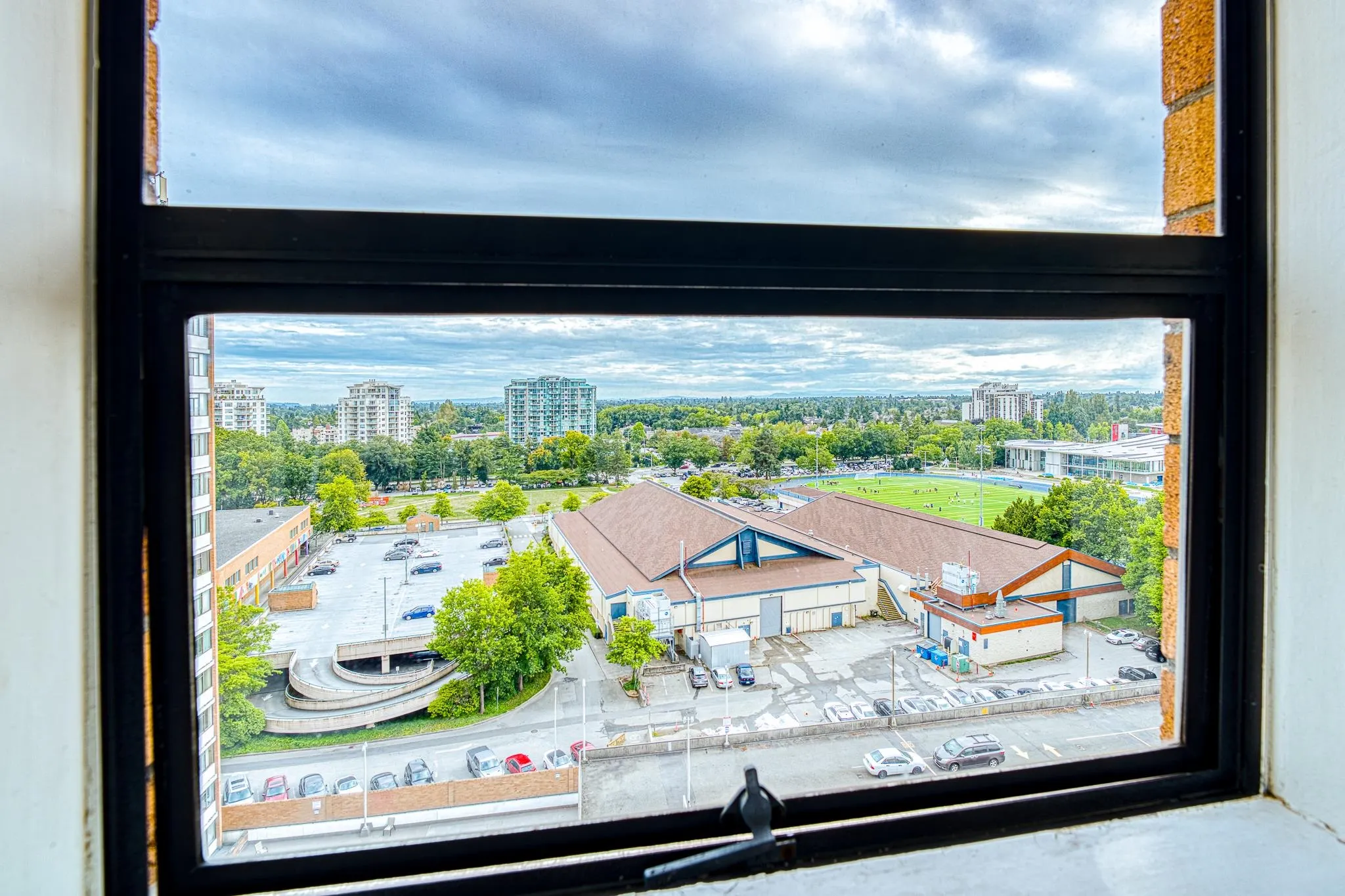1311 6631 Minoru Boulevard