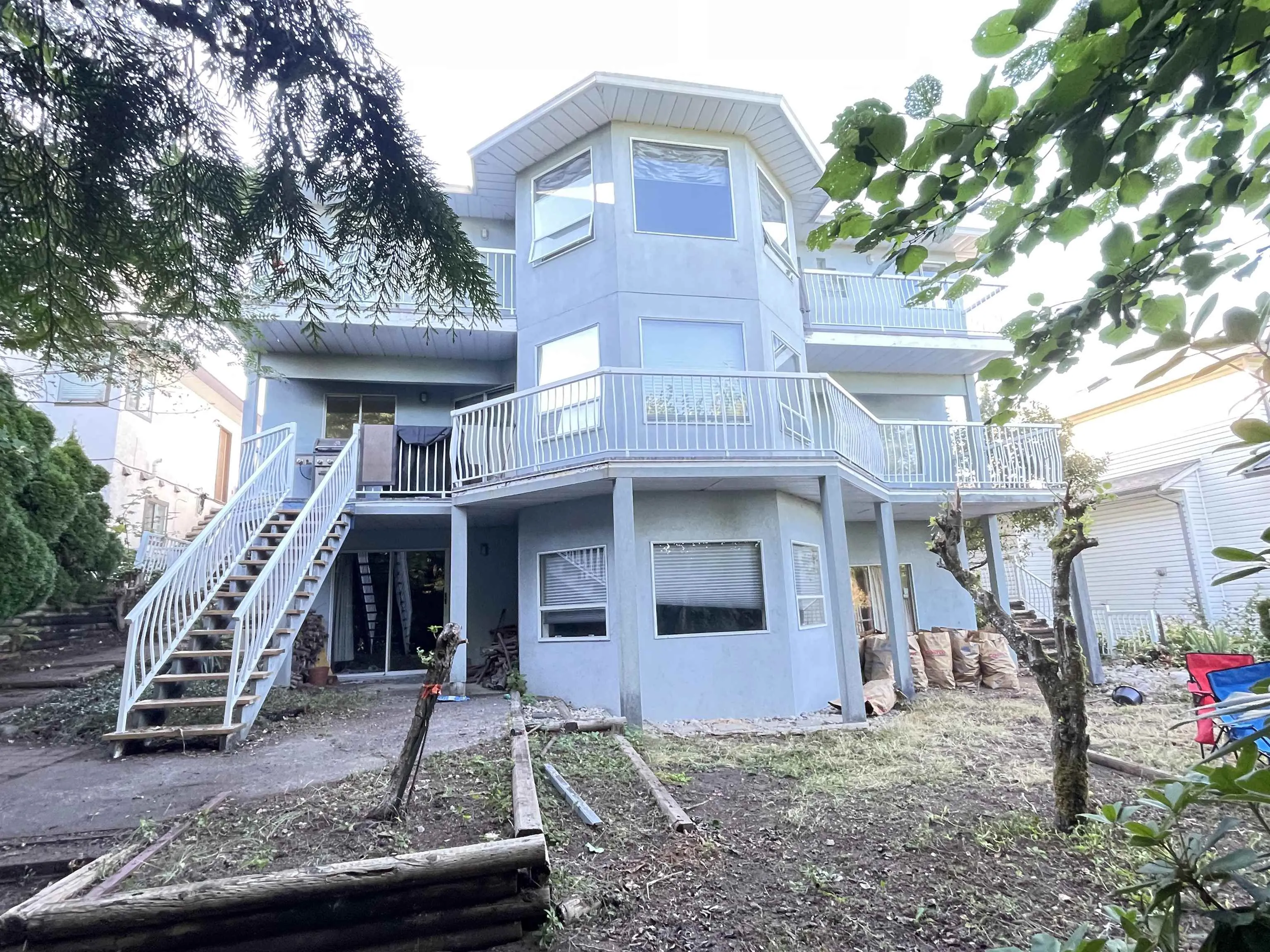 2907 Kalamalka Drive