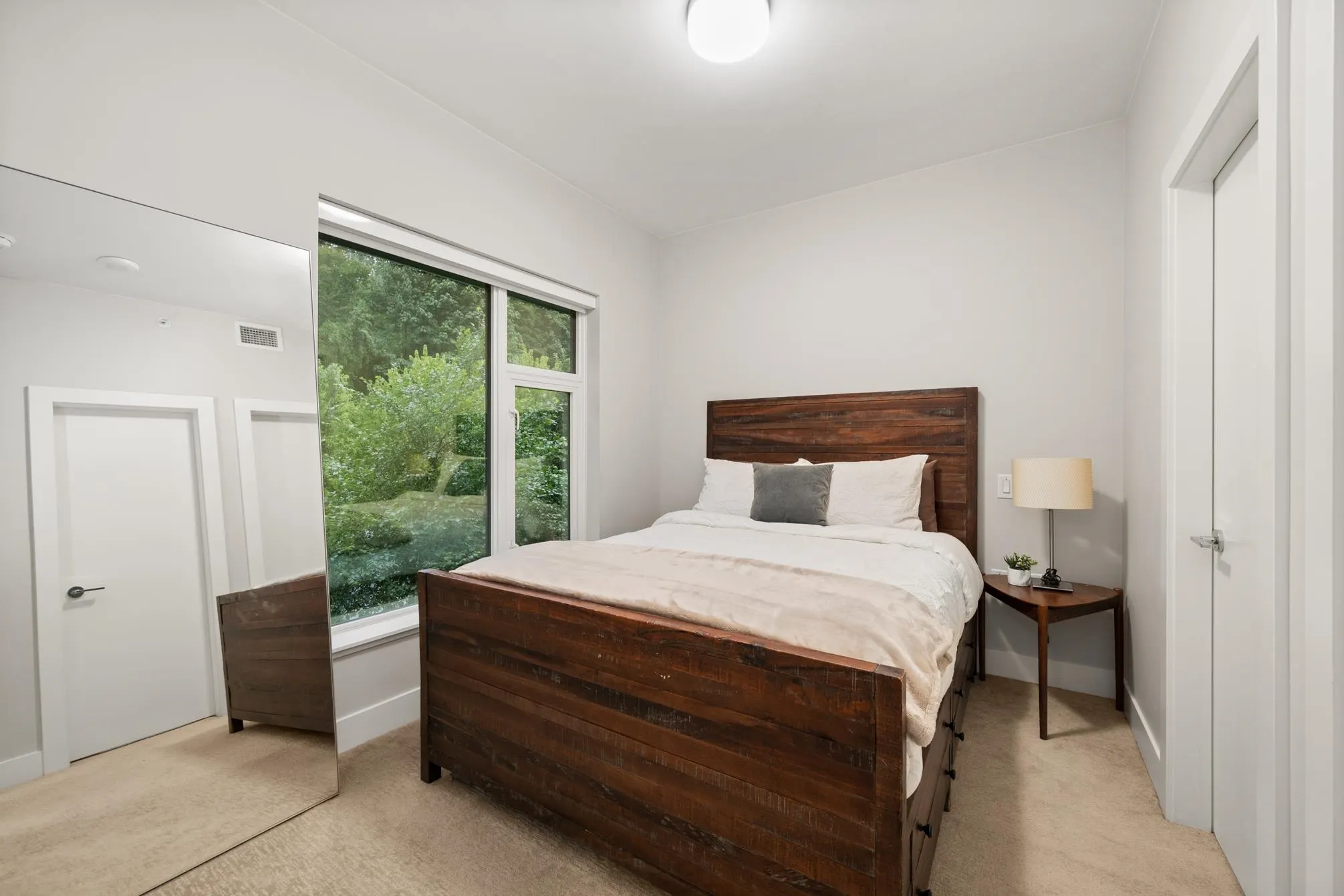 3482 Marine Way