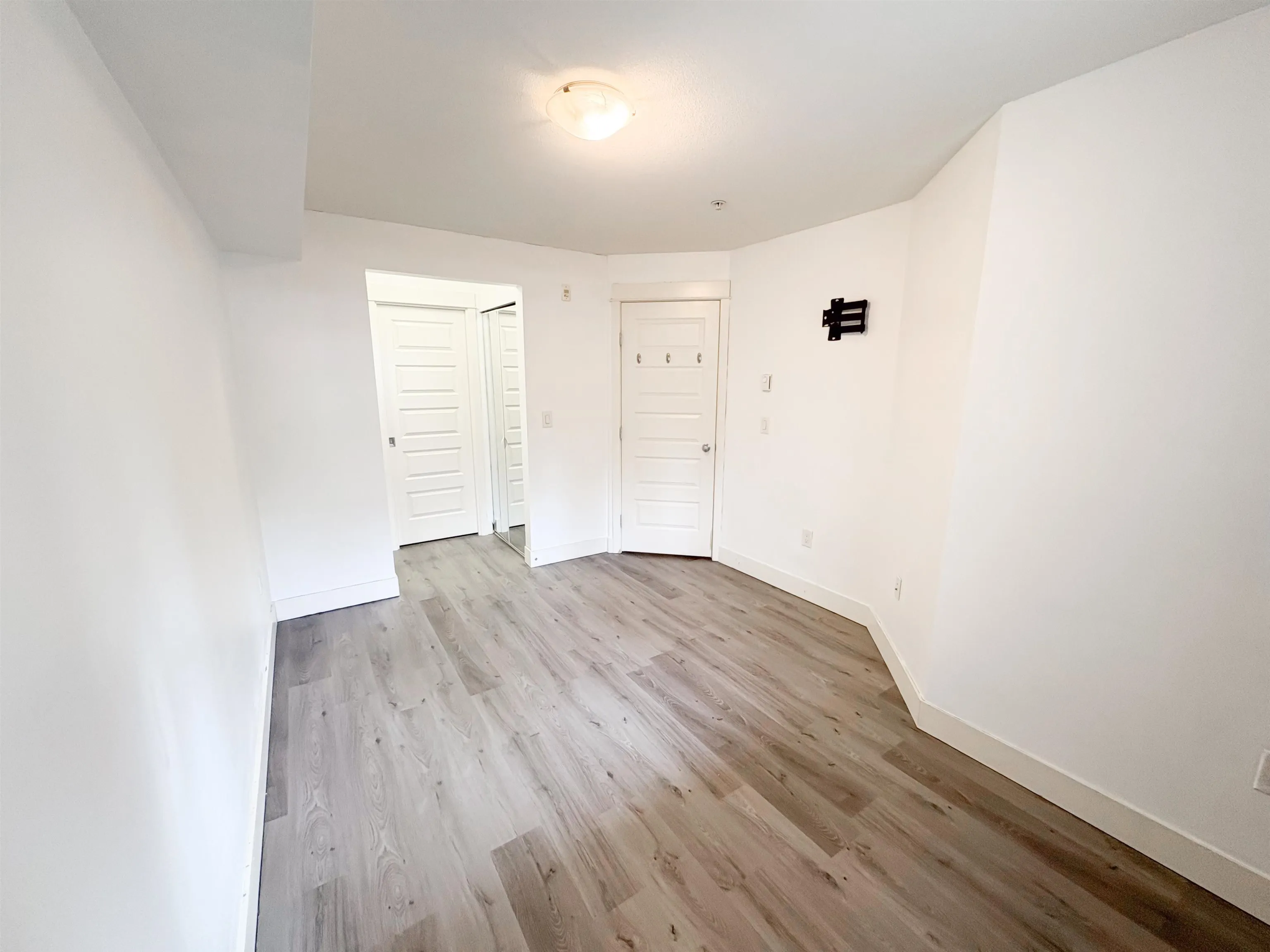 105 2515 Park Drive