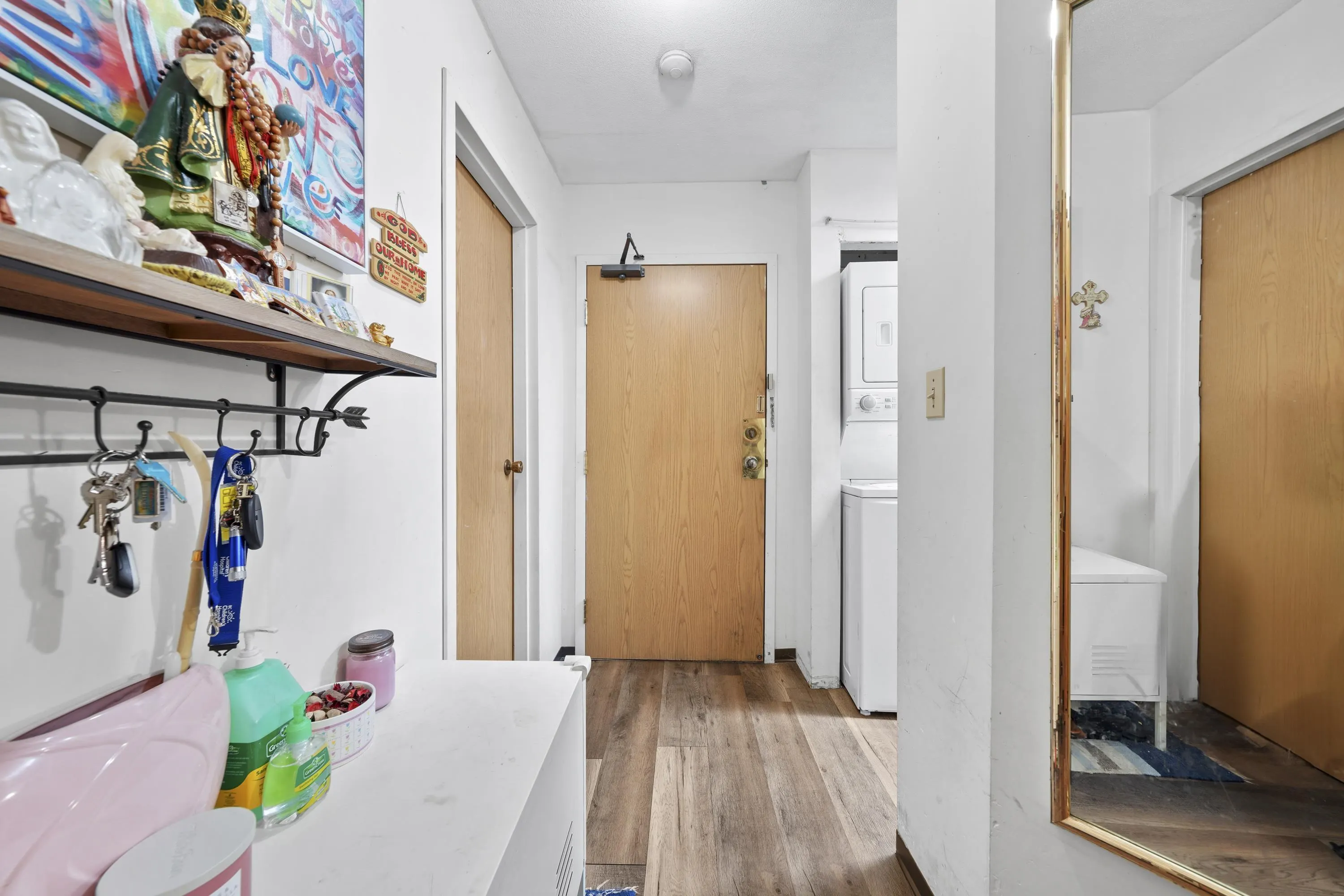 201 7431 Blundell Road