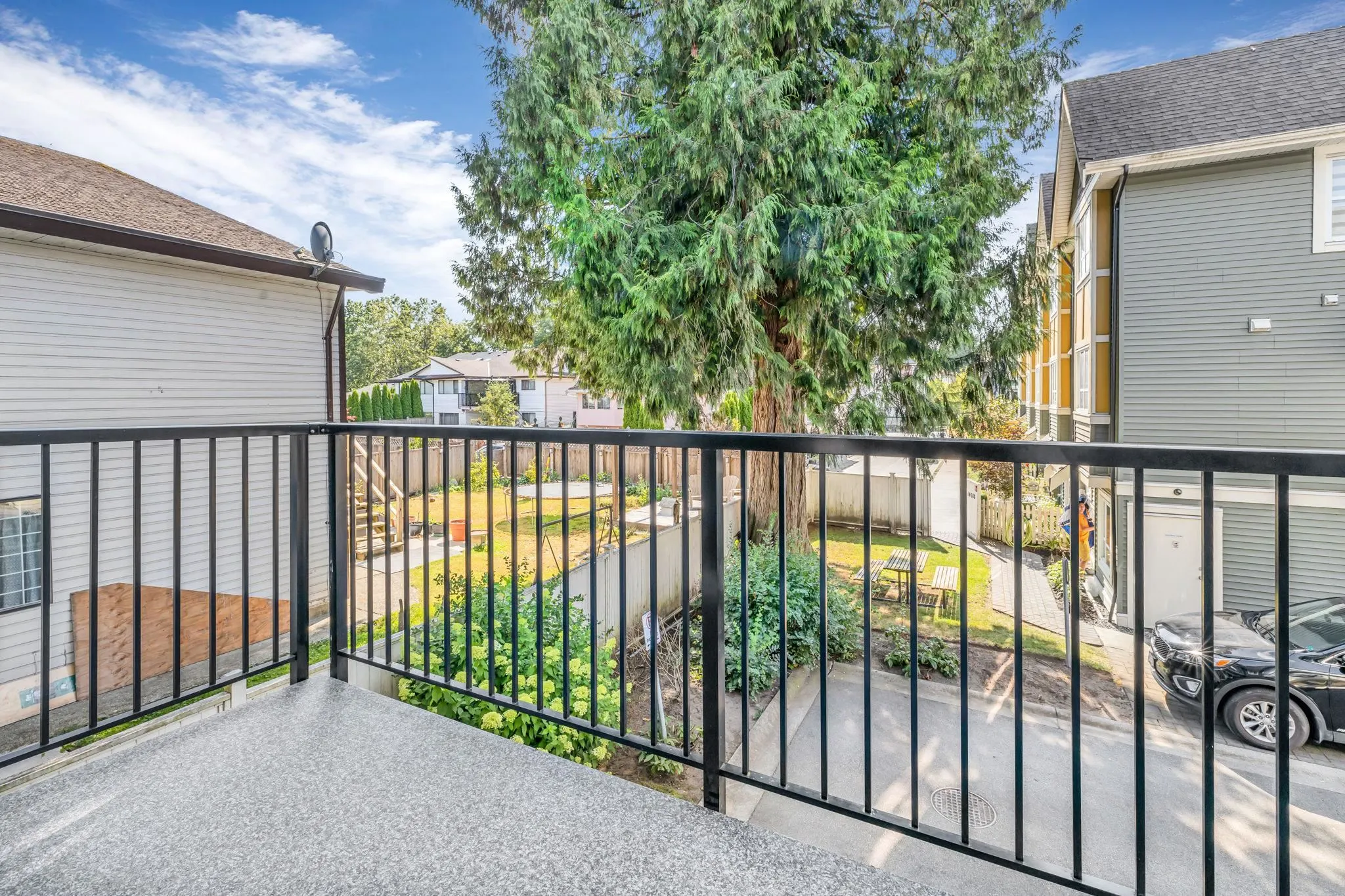 12 14388 103 Avenue