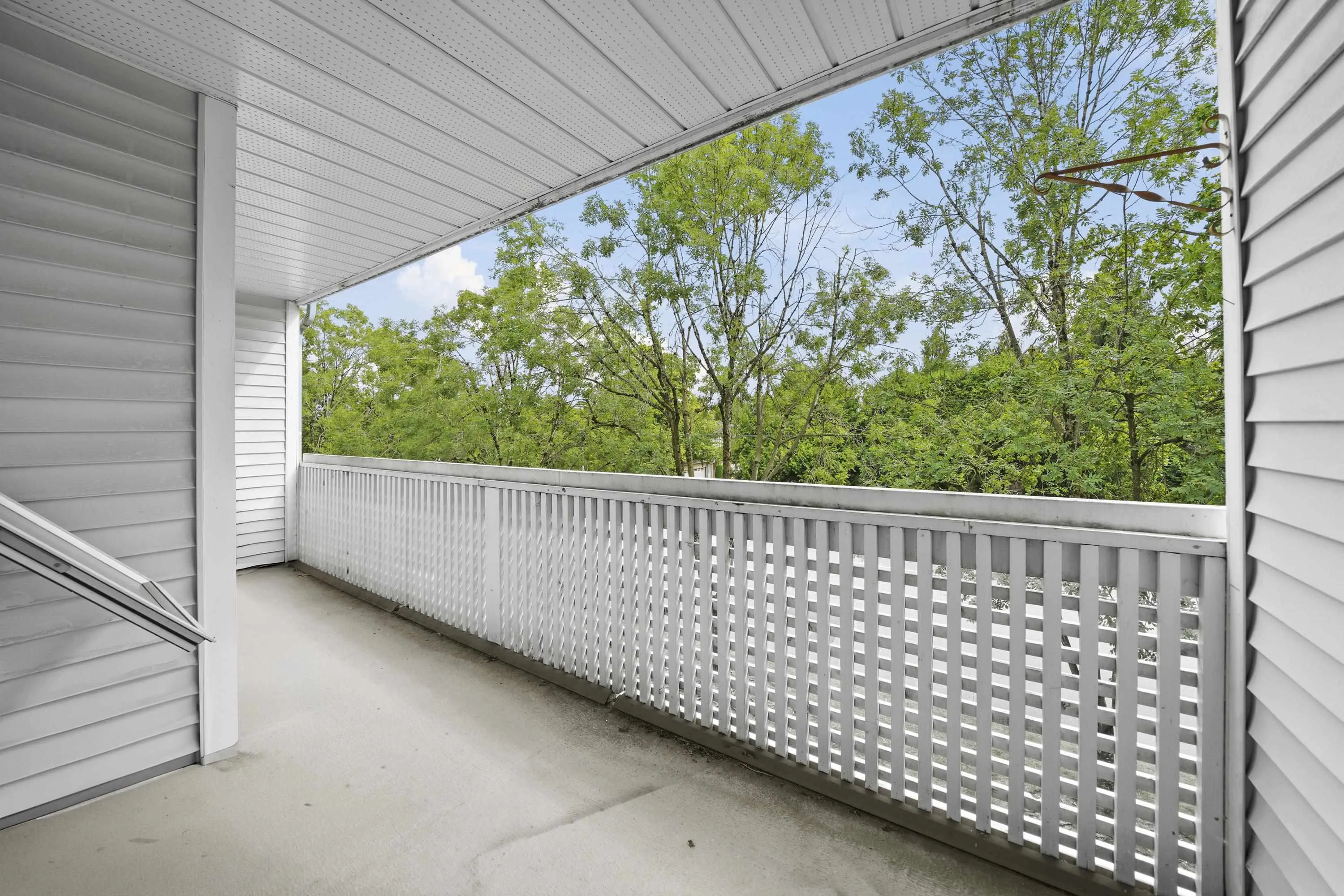204 7431 Blundell Road