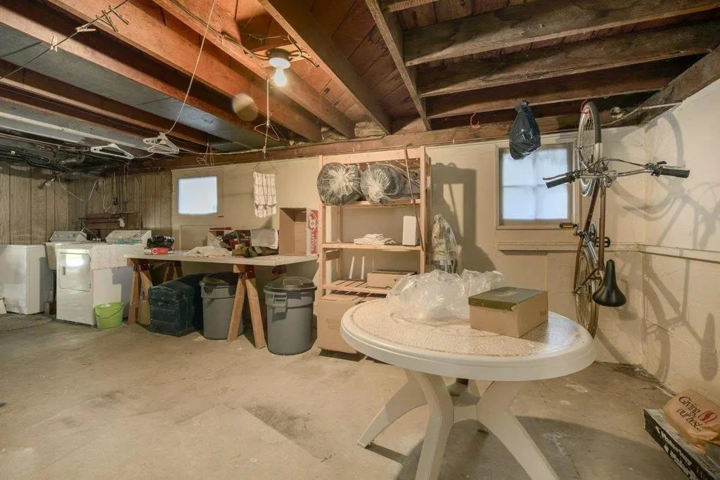 535 W 15th Street