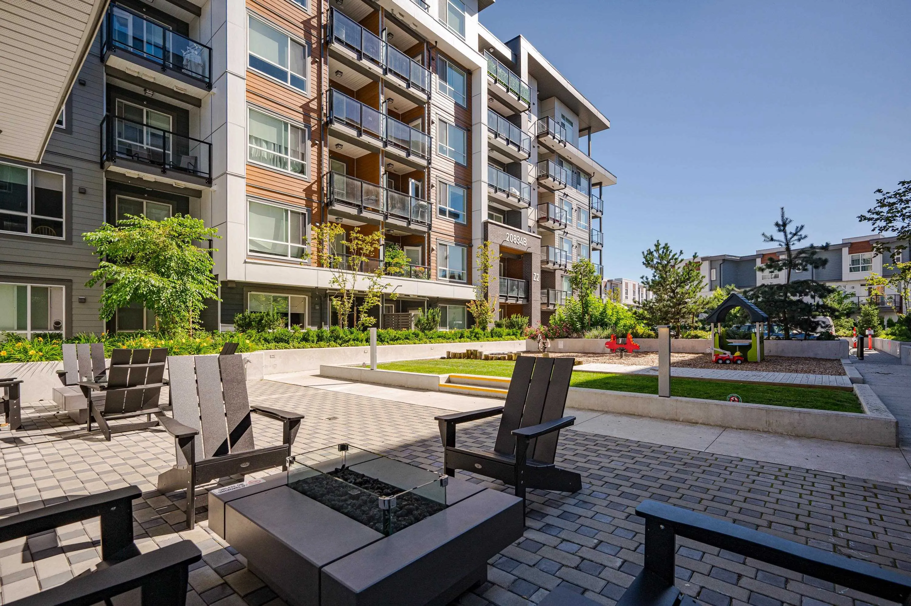 B618 20834 80 Avenue
