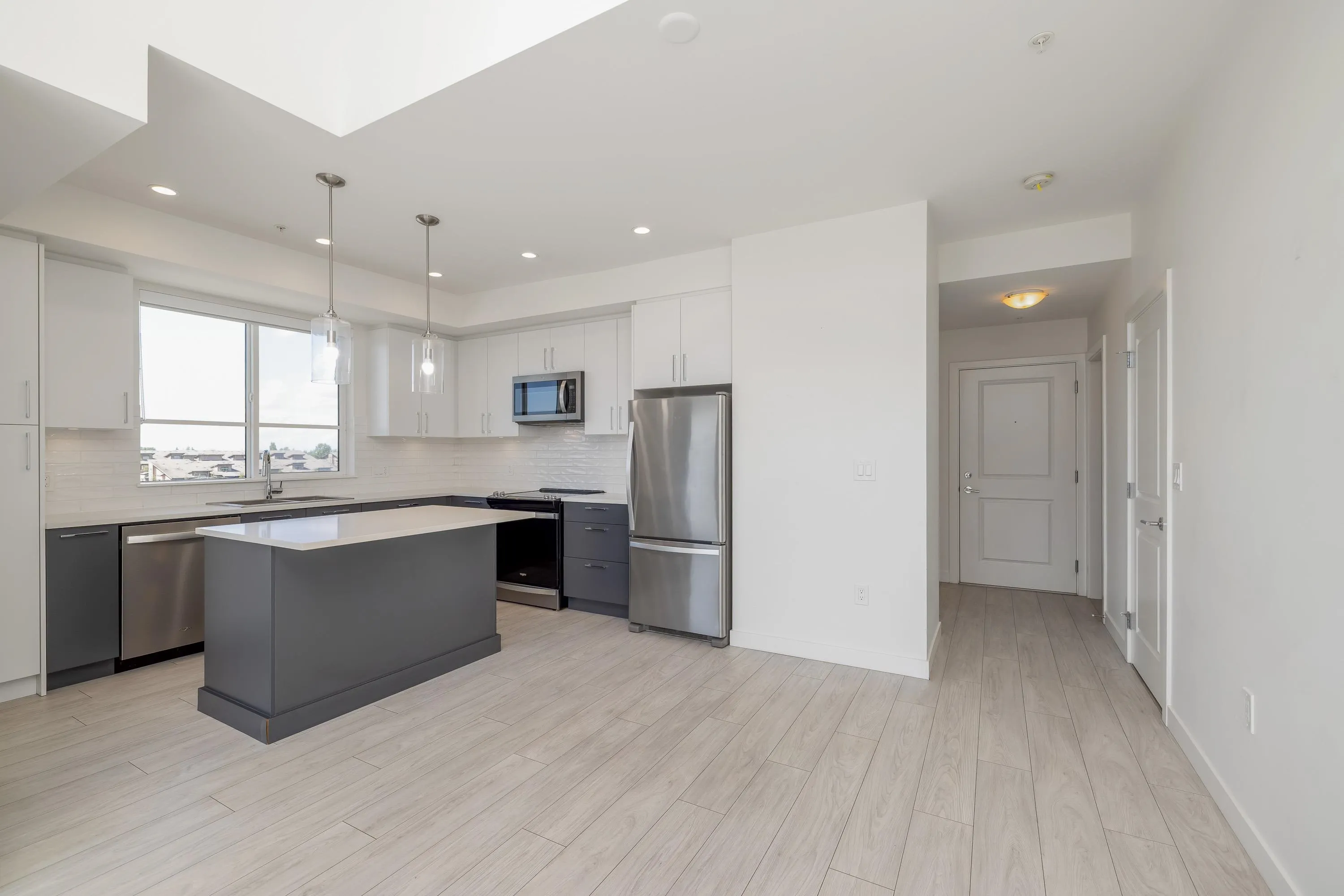 B618 20834 80 Avenue